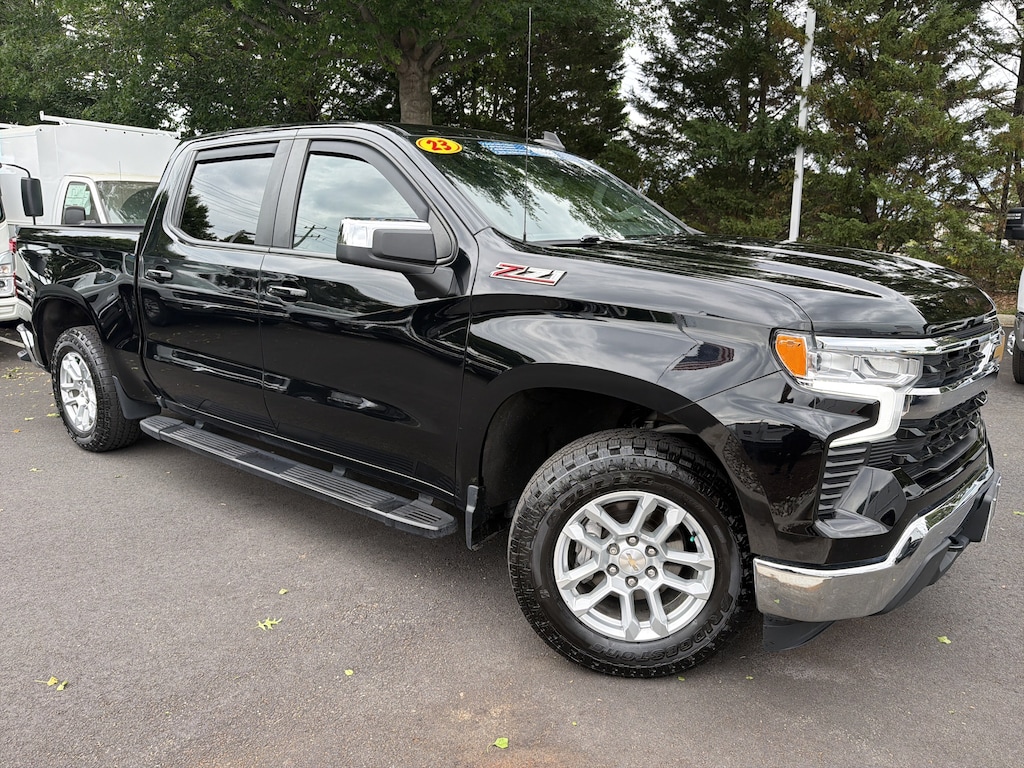 Used 2023 Chevrolet Silverado 1500 LT Pickup