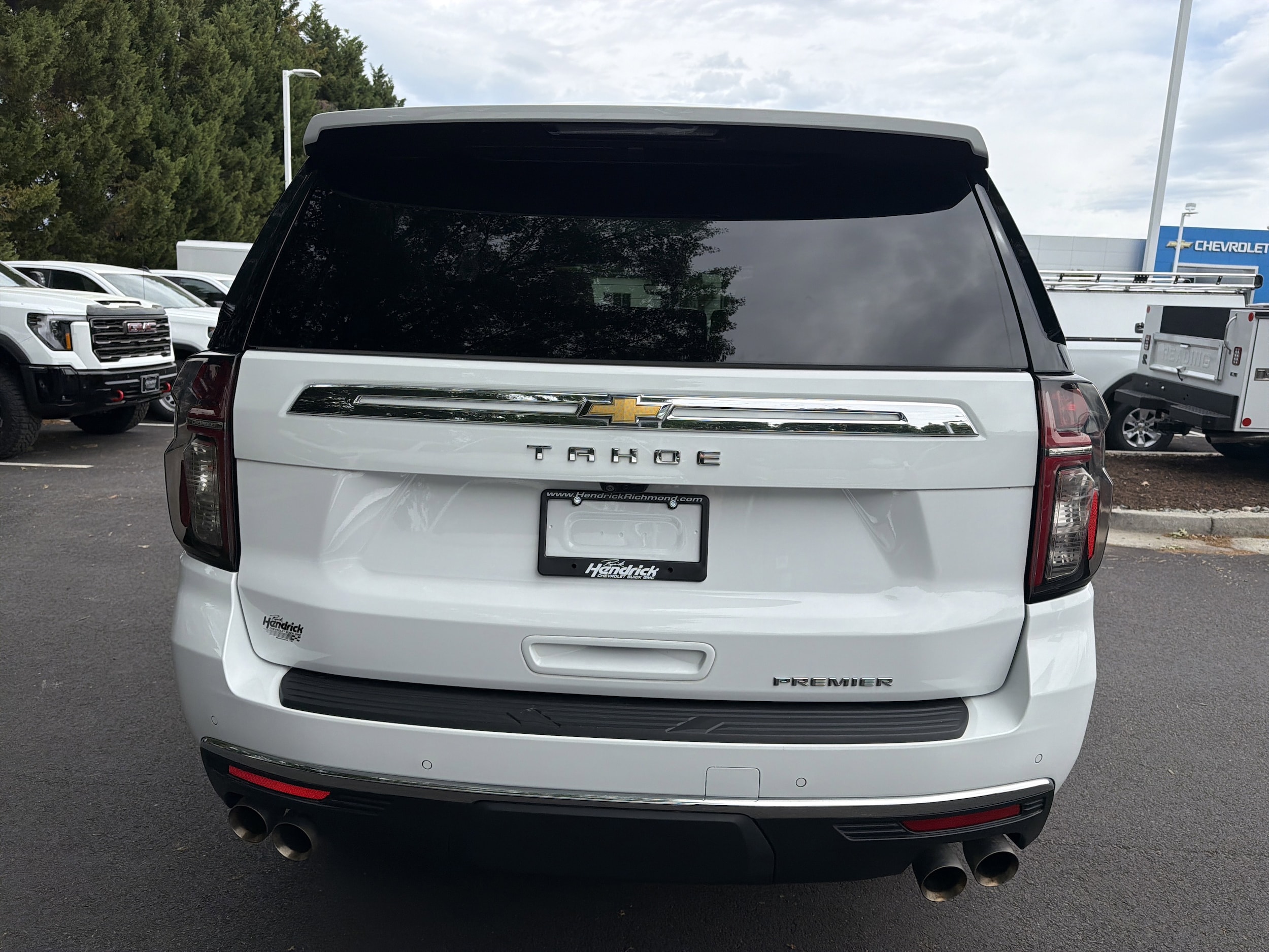 2023 Chevrolet Tahoe Premier photo 3