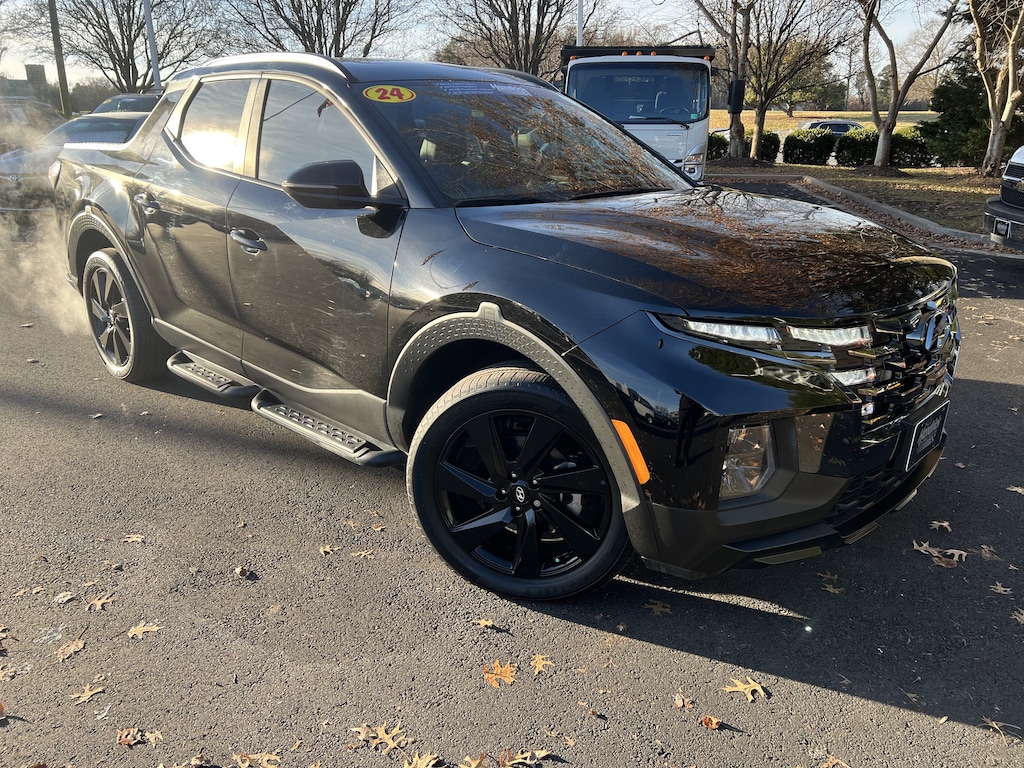 Used 2024 Hyundai Santa Cruz NIGHT Pickup