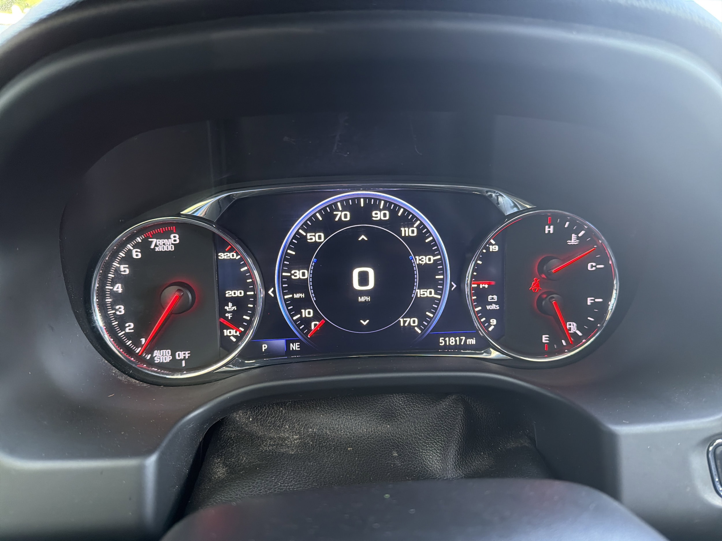 2023 GMC Acadia AT4 photo 4