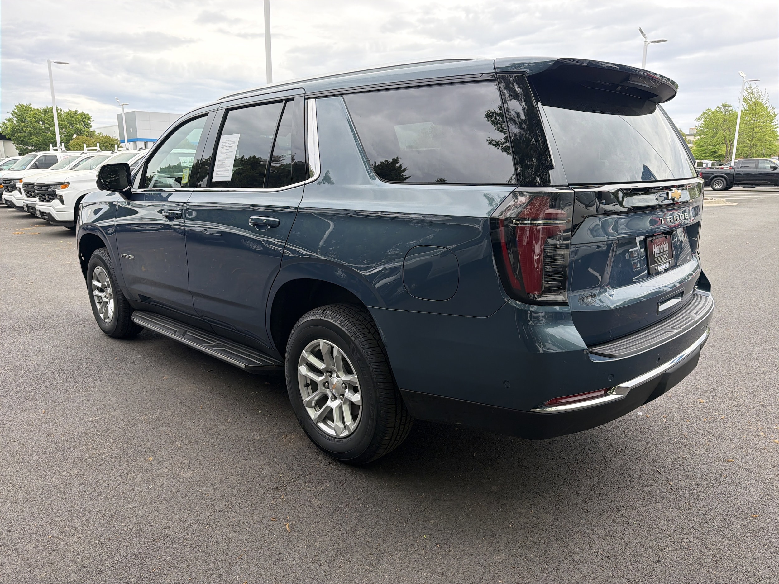 2025 Chevrolet Tahoe LT photo 6