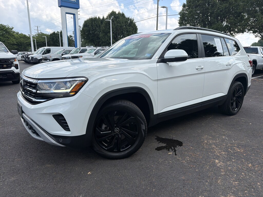 Used 2022 Volkswagen Atlas 2.0T SE w/Technology SUV