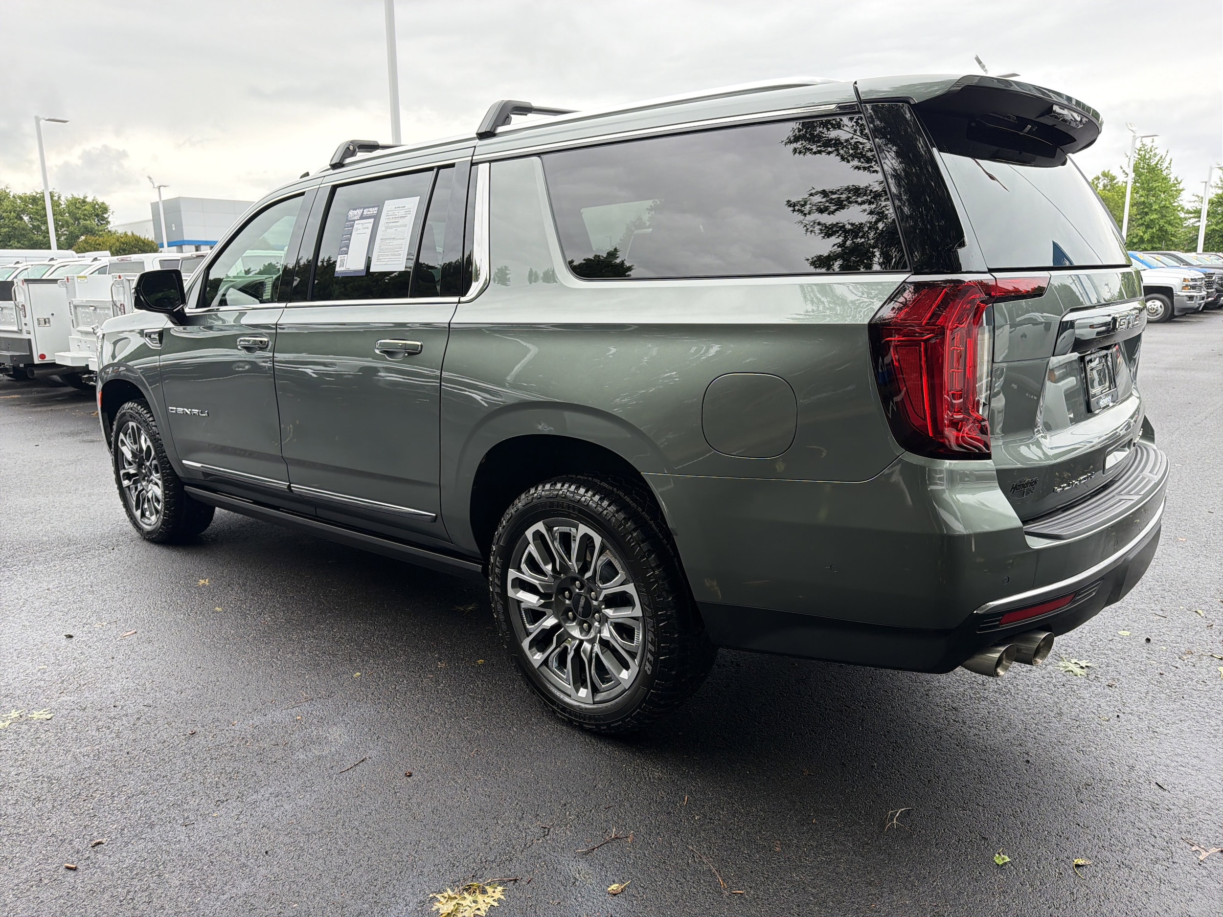 2023 GMC Yukon XL Denali Ultimate photo 6