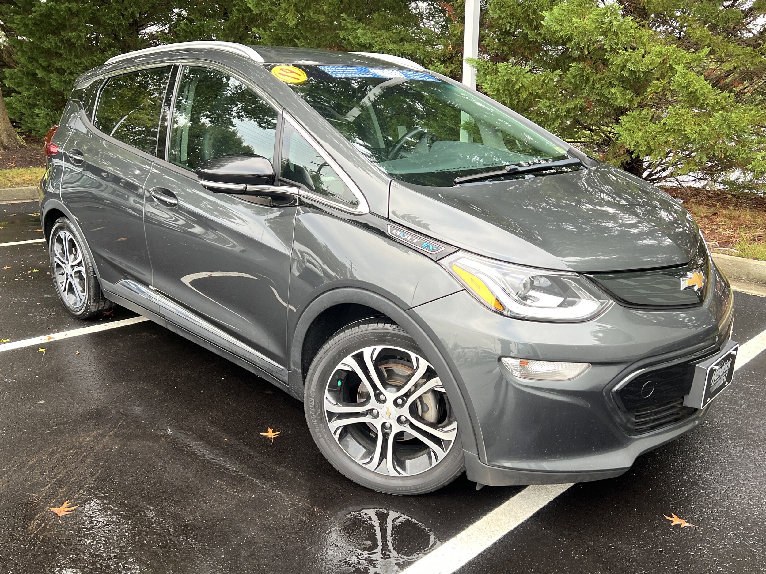 2019 Chevrolet Bolt EV Premier photo 2