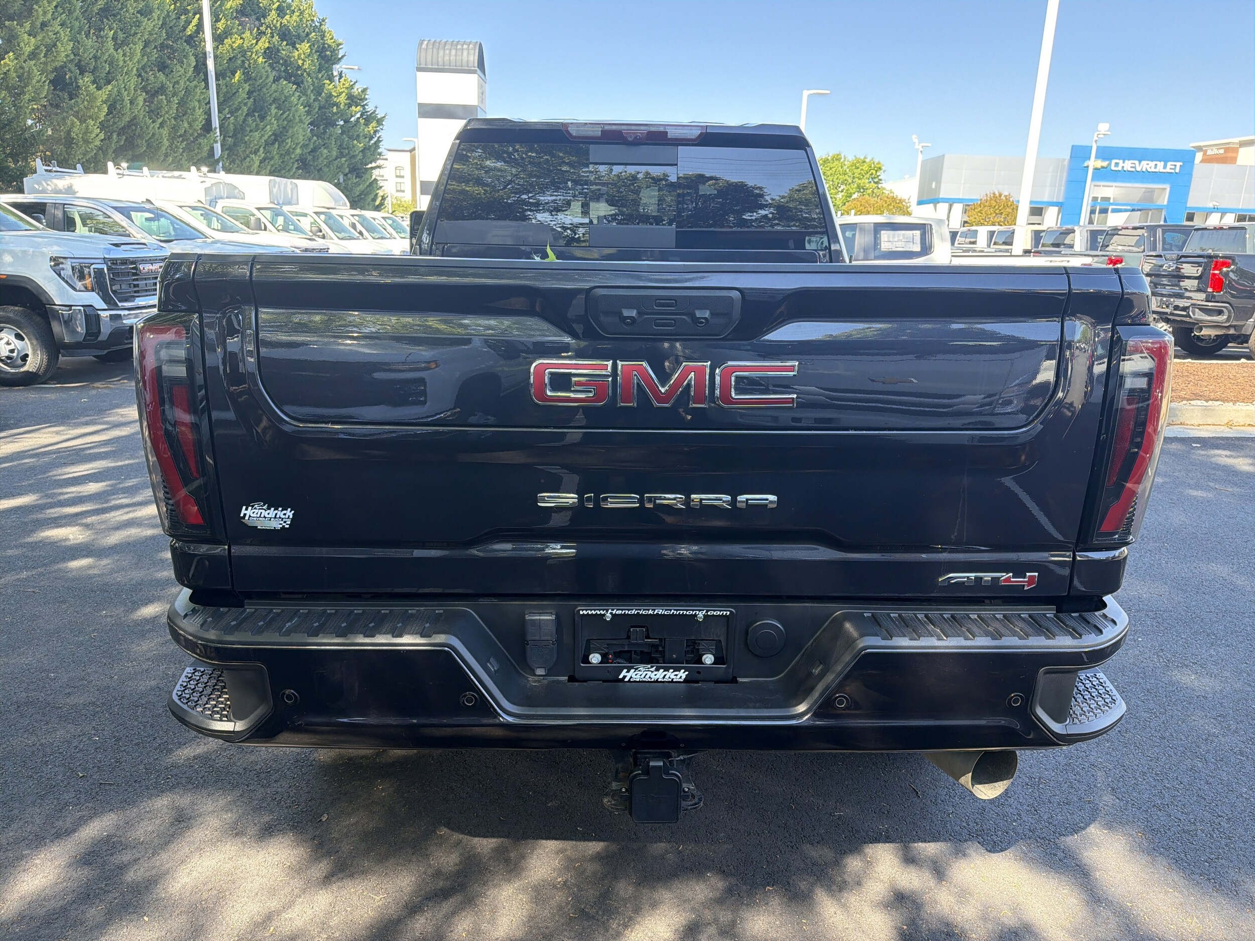 2024 GMC Sierra 2500HD AT4 photo 3