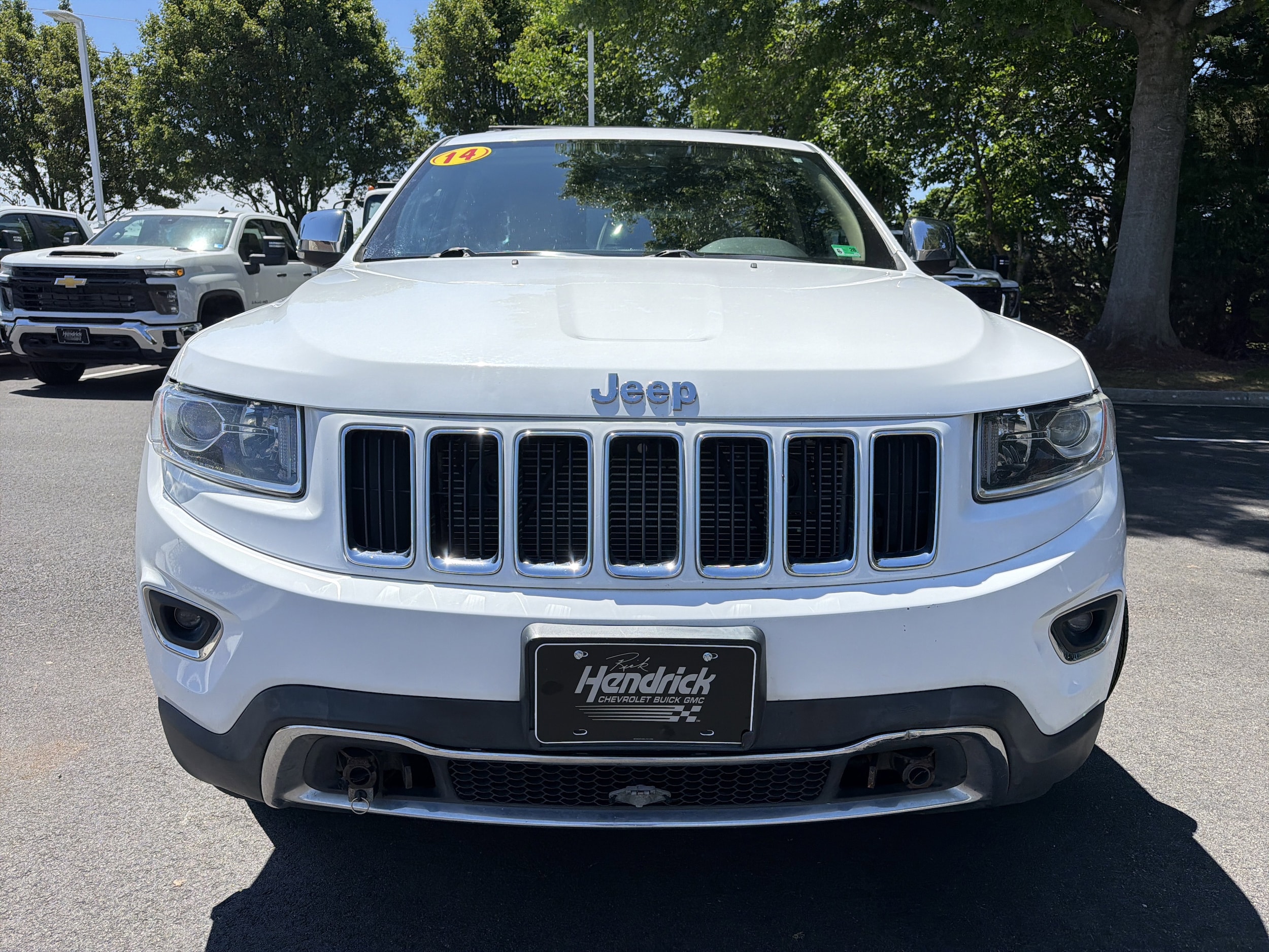 2014 Jeep Grand Cherokee Limited photo 2