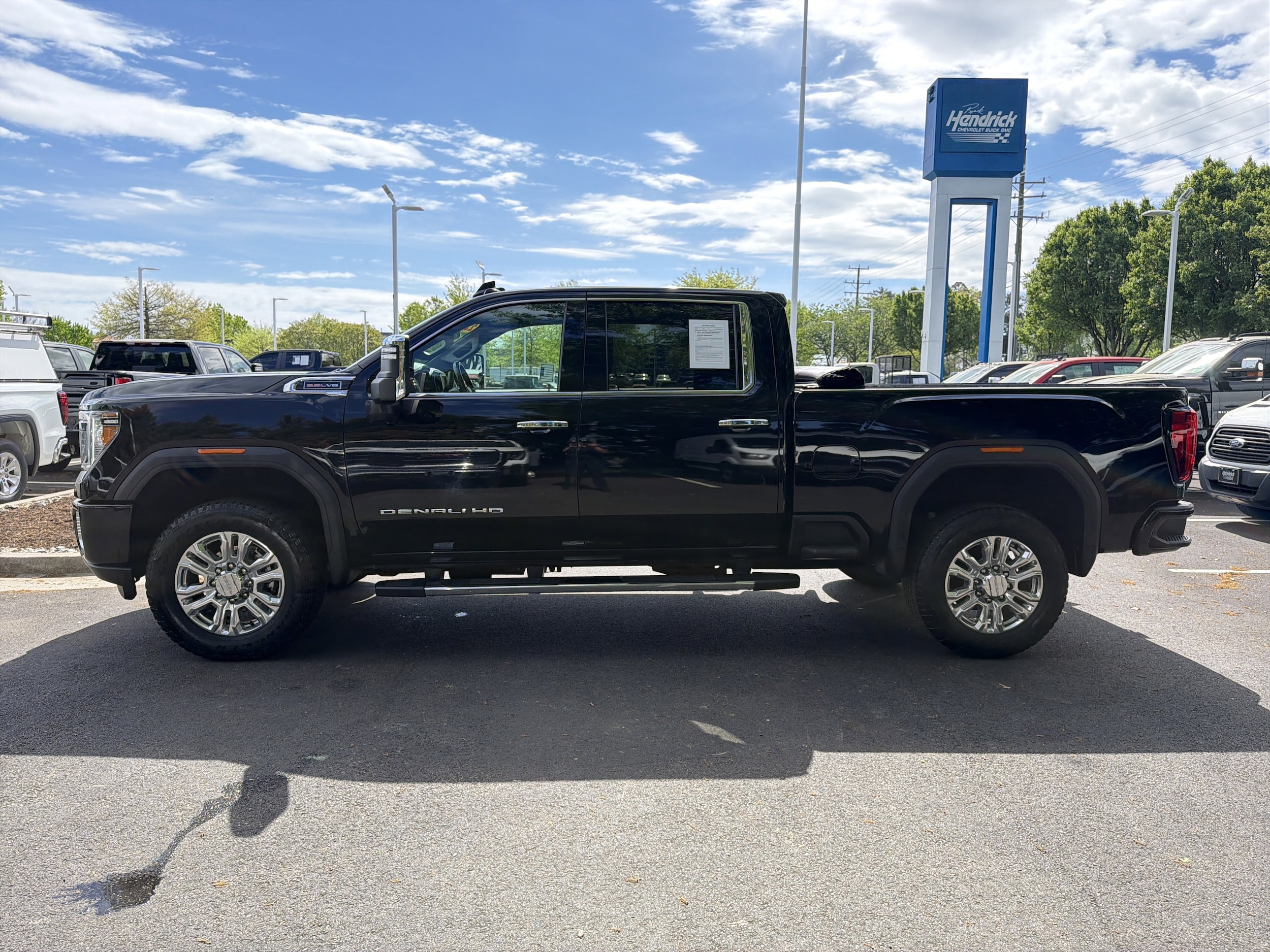 2022 GMC Sierra 2500HD Denali photo 5