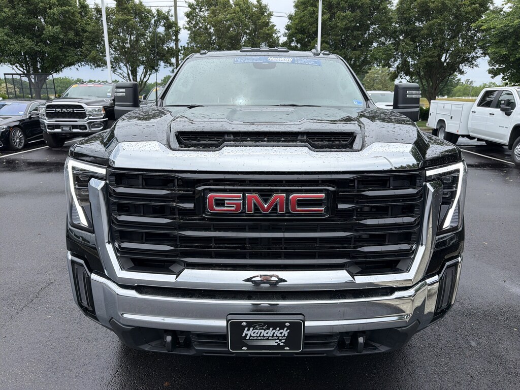 Used 2026 GMC Sierra 3500HD CC Pro Pickup