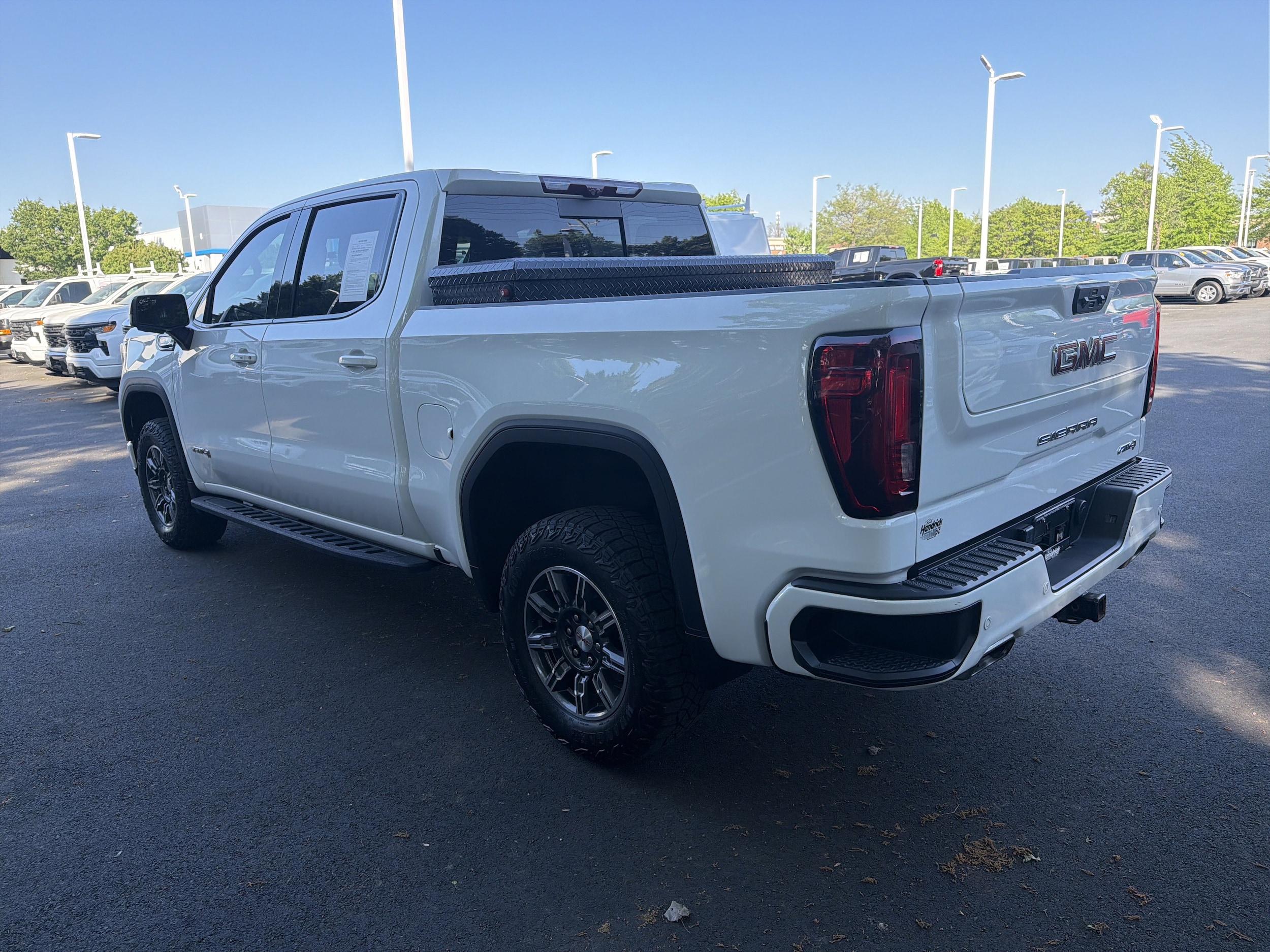 2024 GMC Sierra 1500 AT4 photo 6