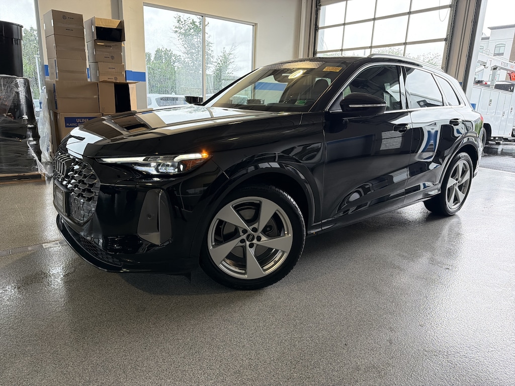 Used 2025 Audi Q5 Prestige SUV