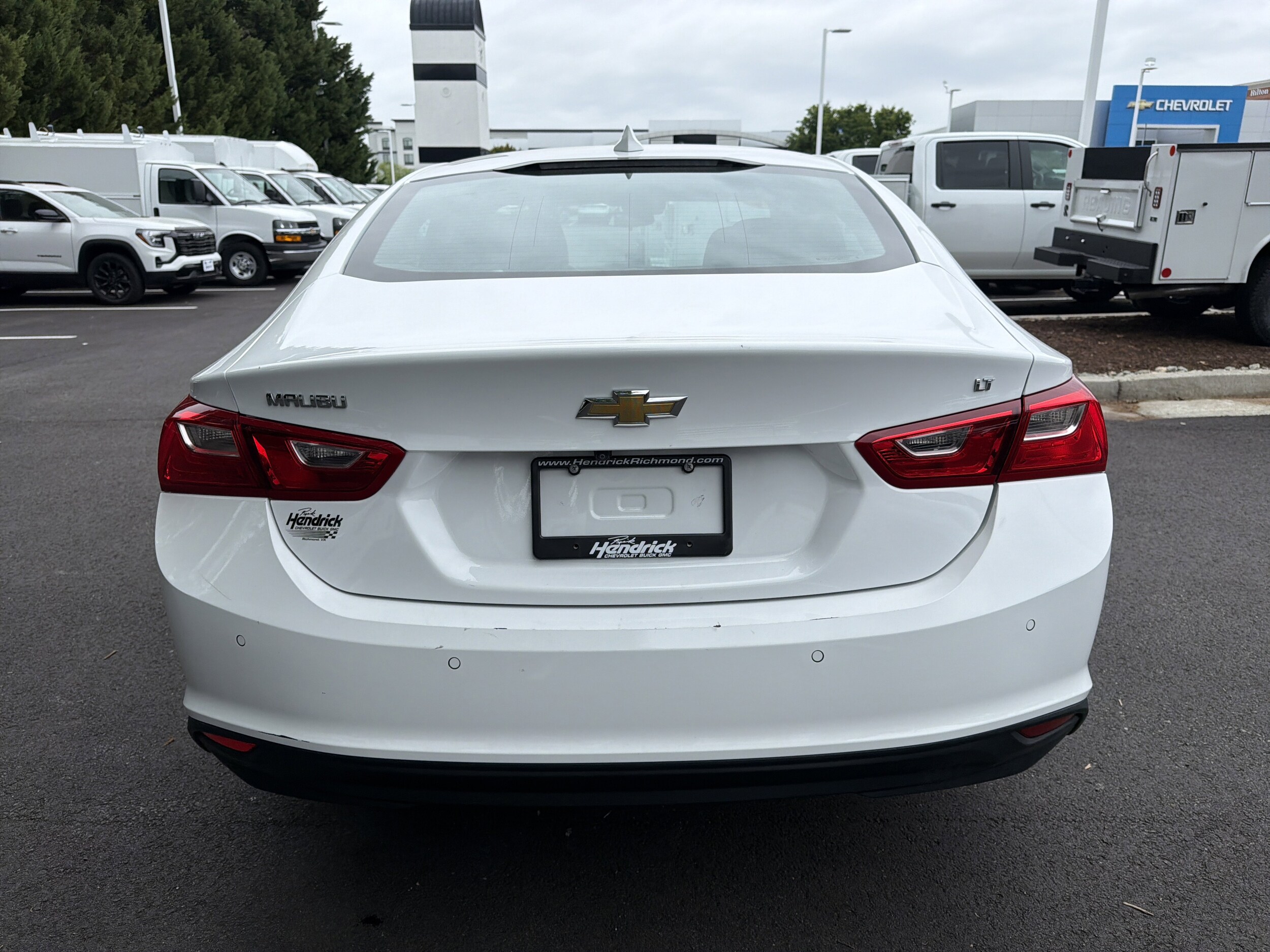 2024 Chevrolet Malibu LT photo 3