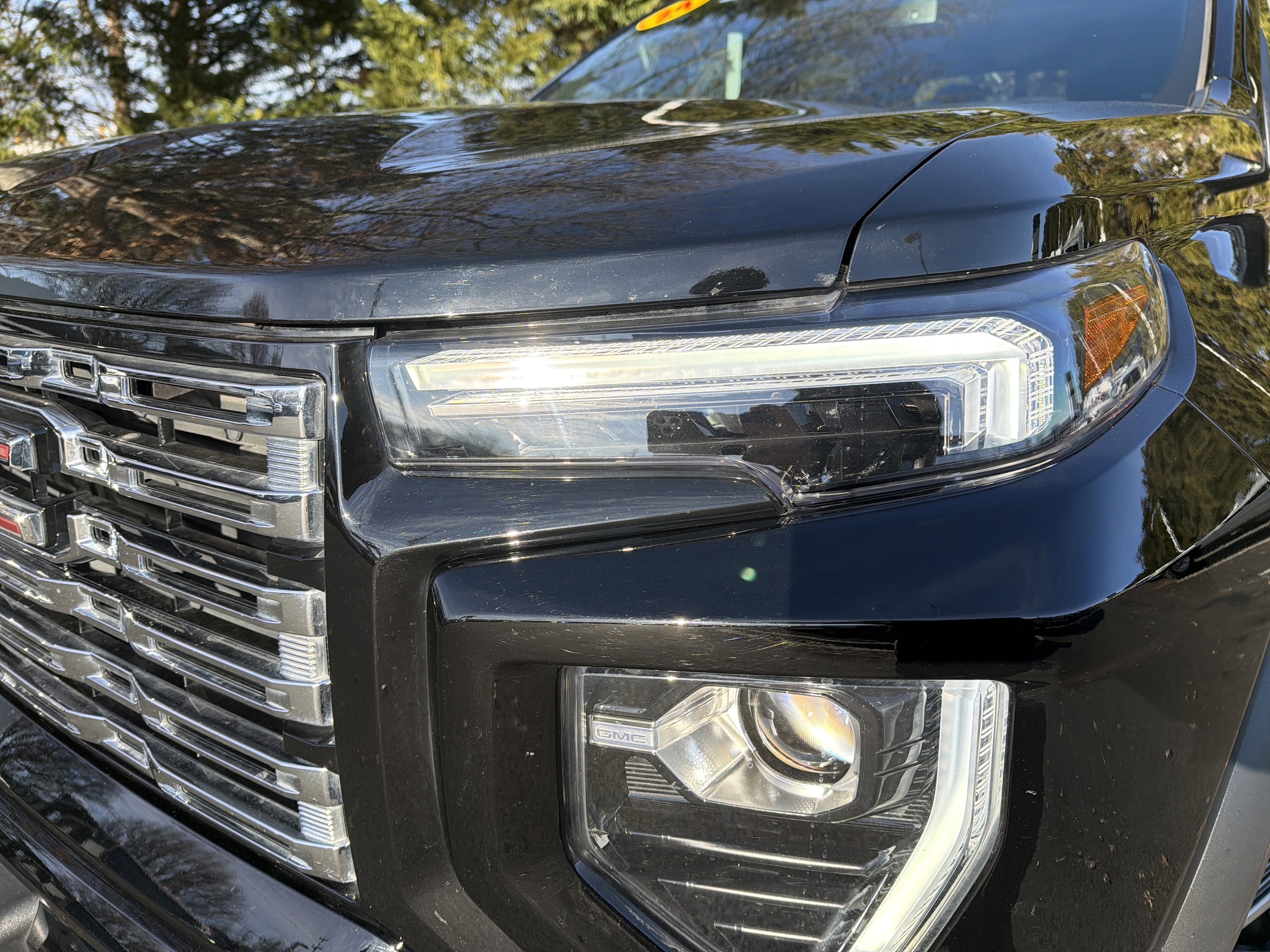 2024 GMC Canyon 4WD Denali photo 4