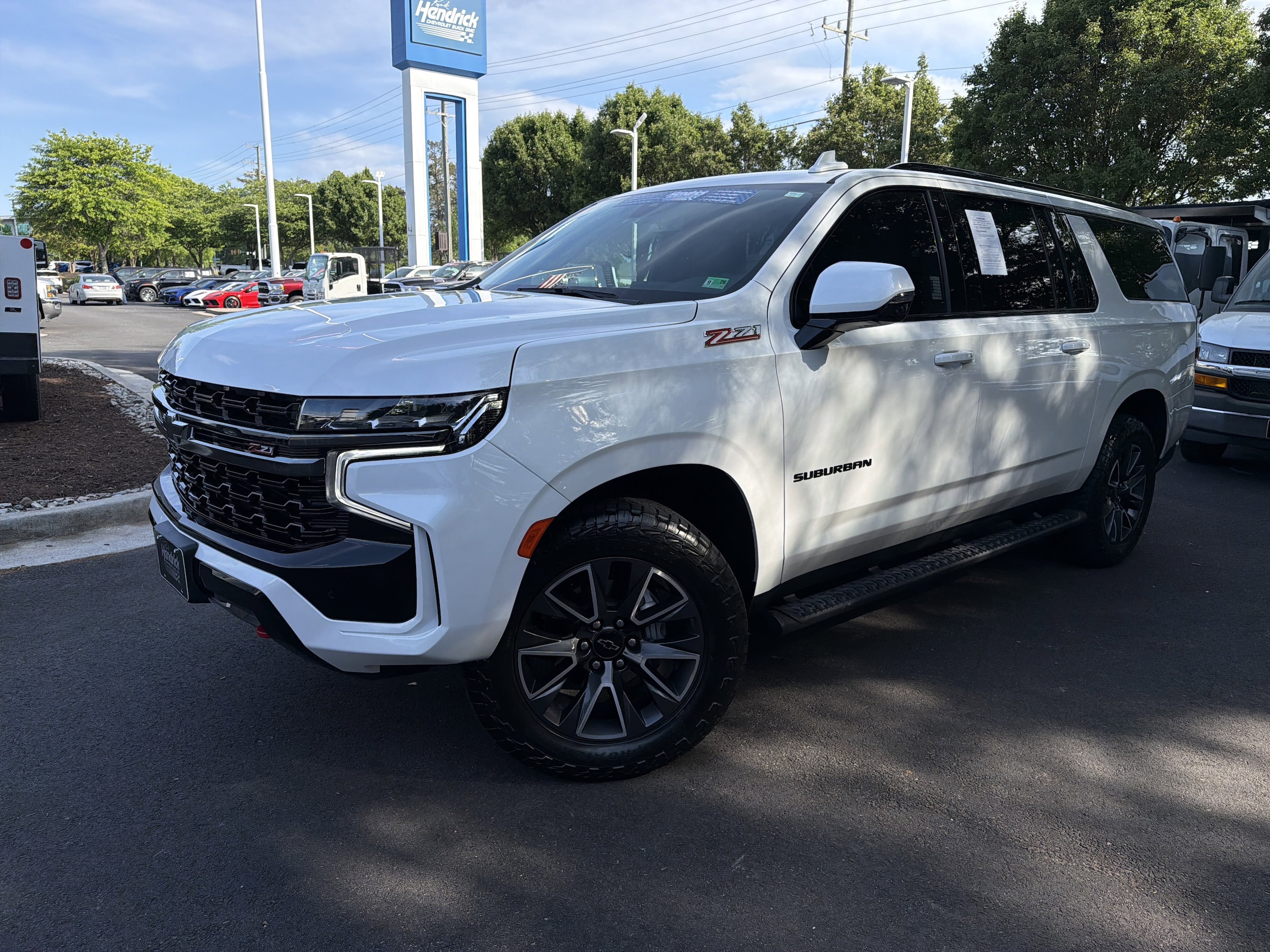 2022 Chevrolet Suburban Z71 photo 4