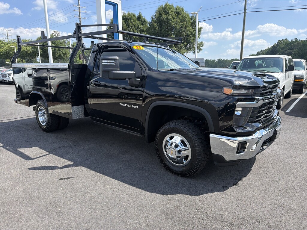 Used 2025 Chevrolet Silverado 3500HD CC LT Pickup