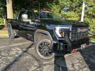 2024 GMC Sierra 2500HD AT4 Pickup