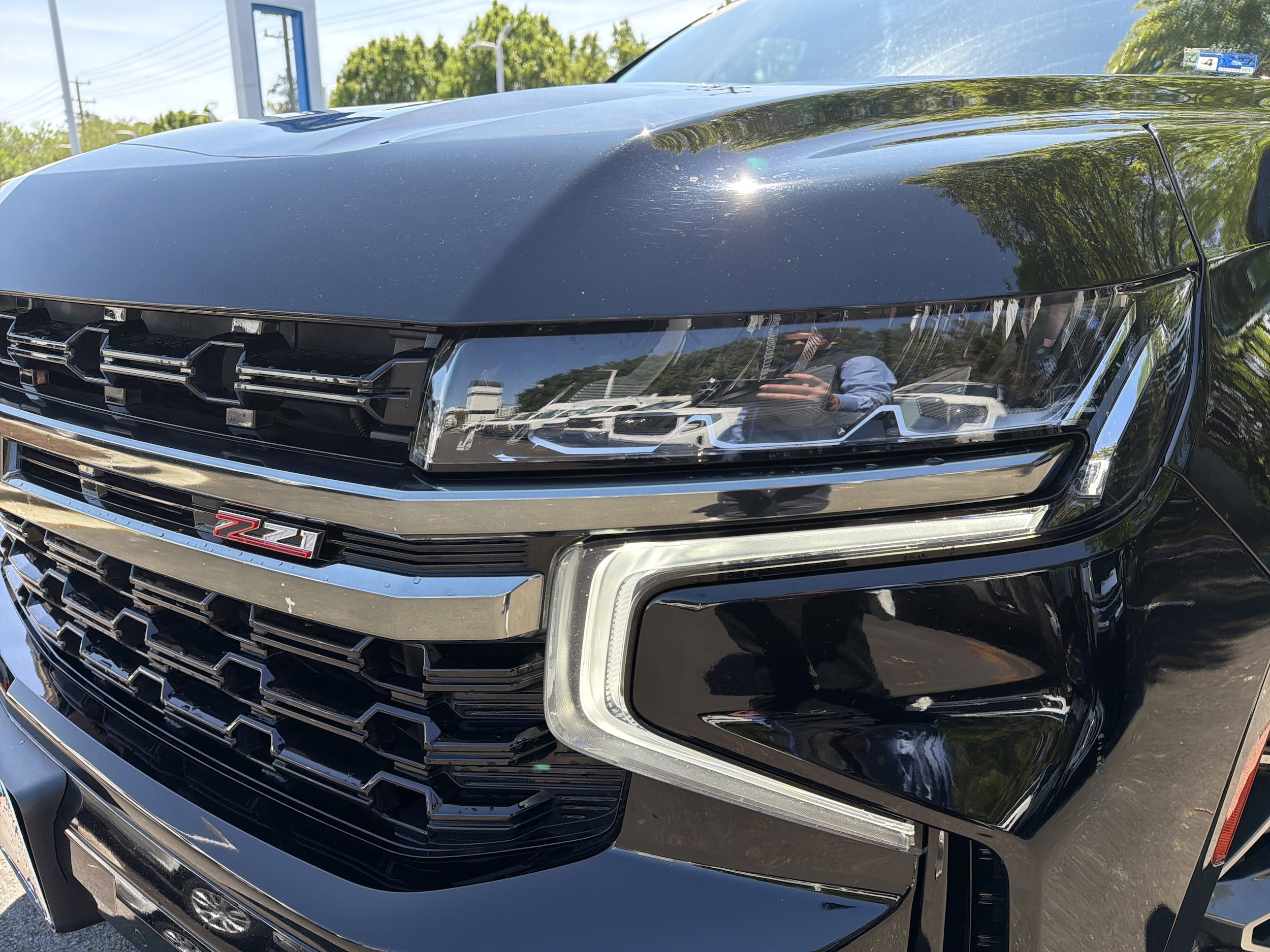 2022 Chevrolet Suburban Z71 photo 4