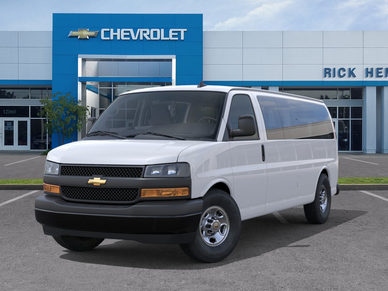Chevrolet Express Passenger LS