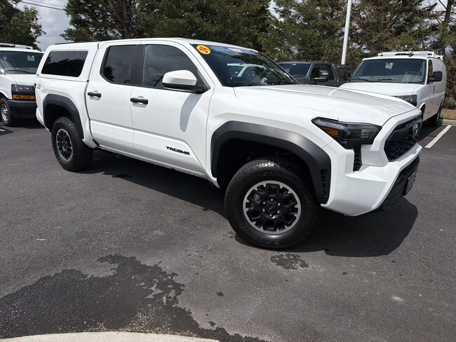 2024 Toyota Tacoma 4WD TRD Off Road Pickup