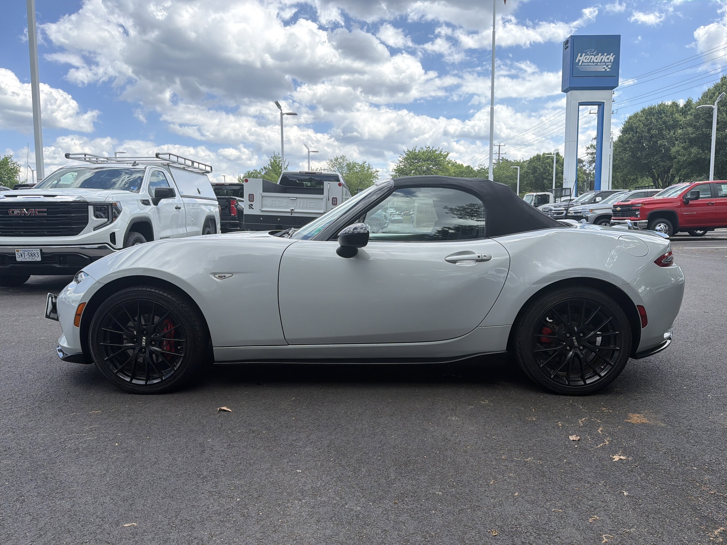 2016 Mazda MX-5 Miata Club photo 6