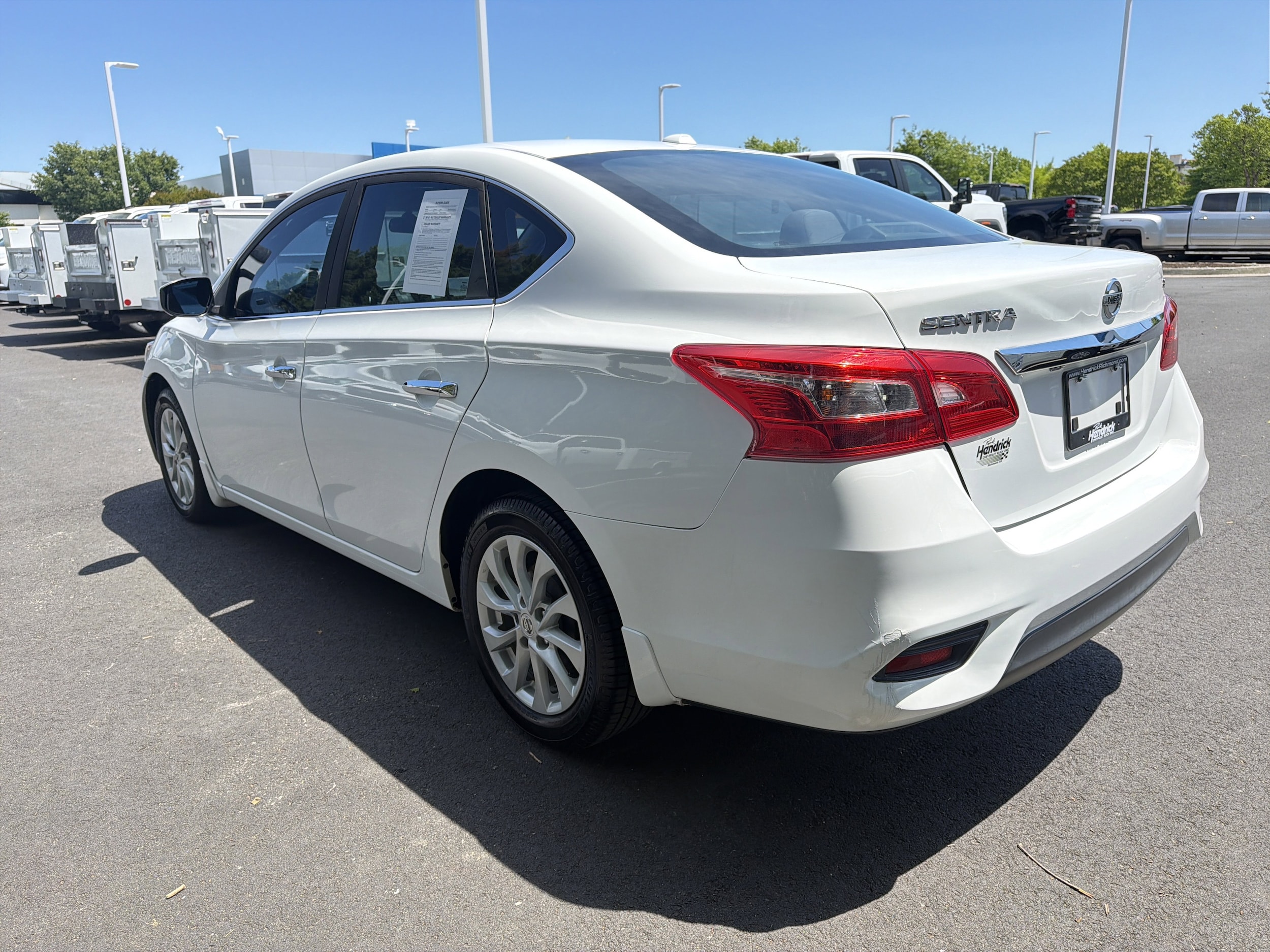 2019 Nissan Sentra SV photo 3