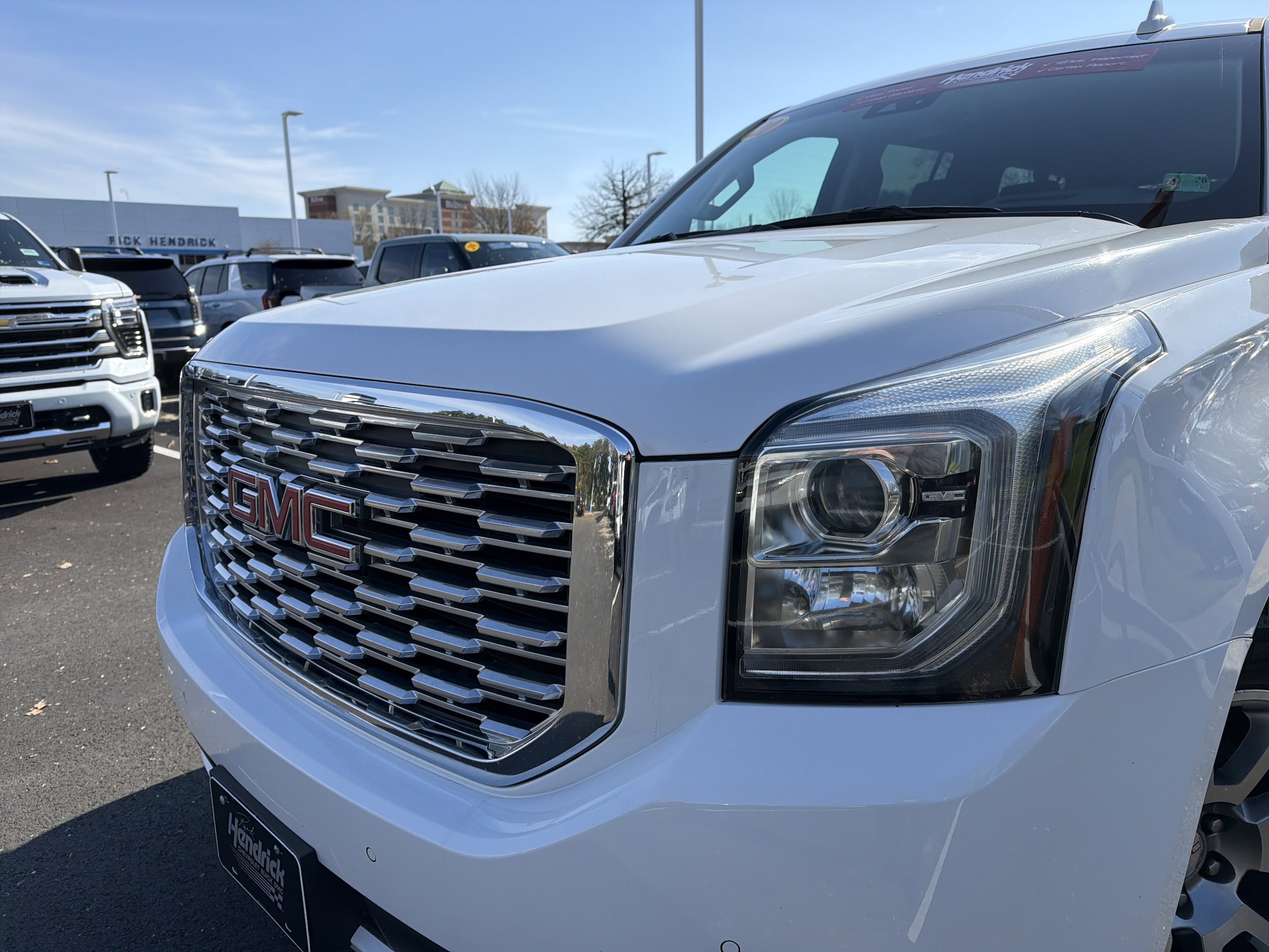 2020 GMC Yukon XL Denali photo 5