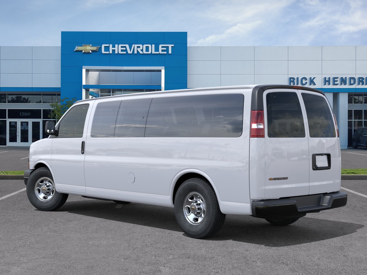Chevrolet Express Passenger LS