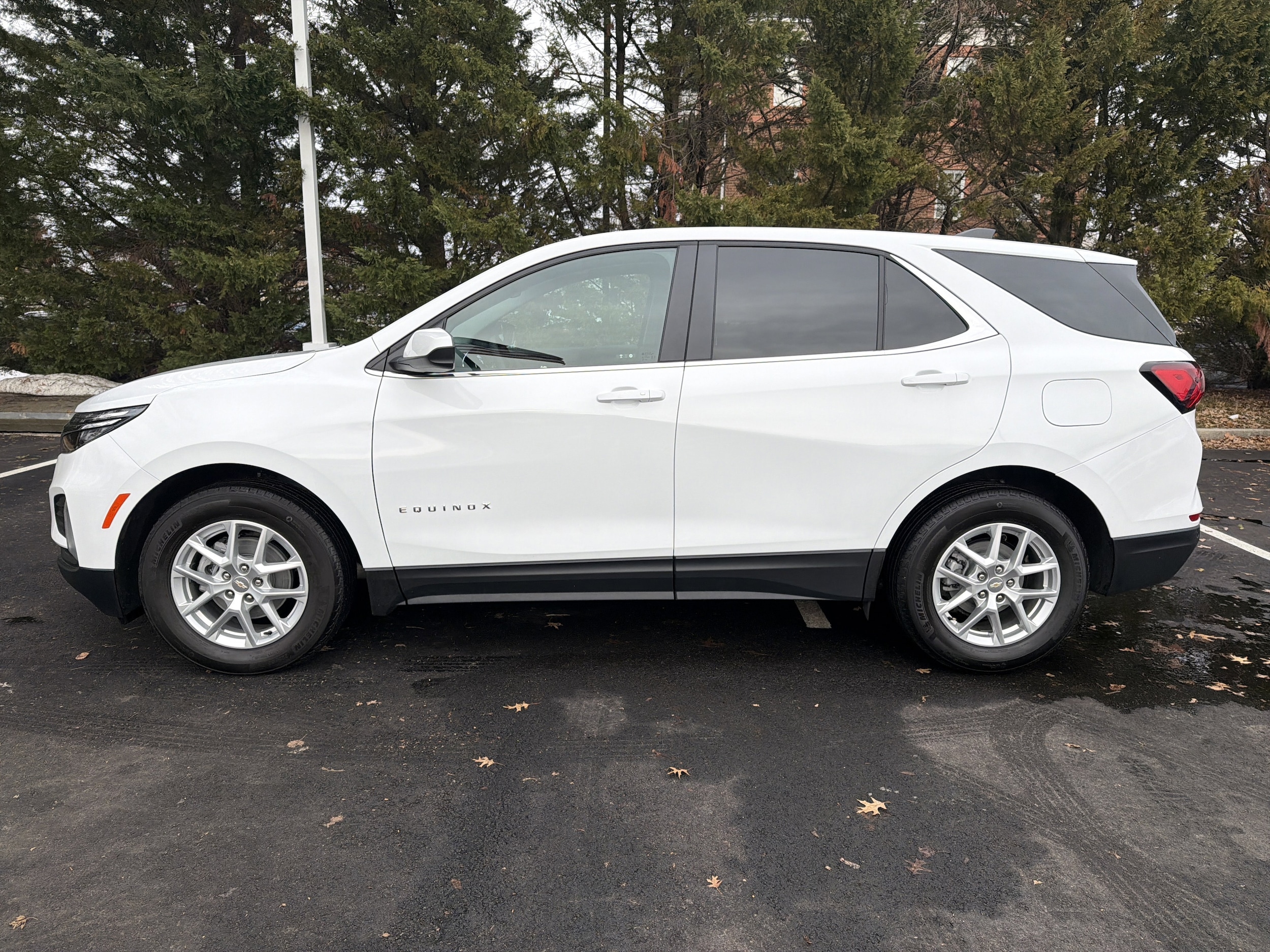 2024 Chevrolet Equinox LT photo 6