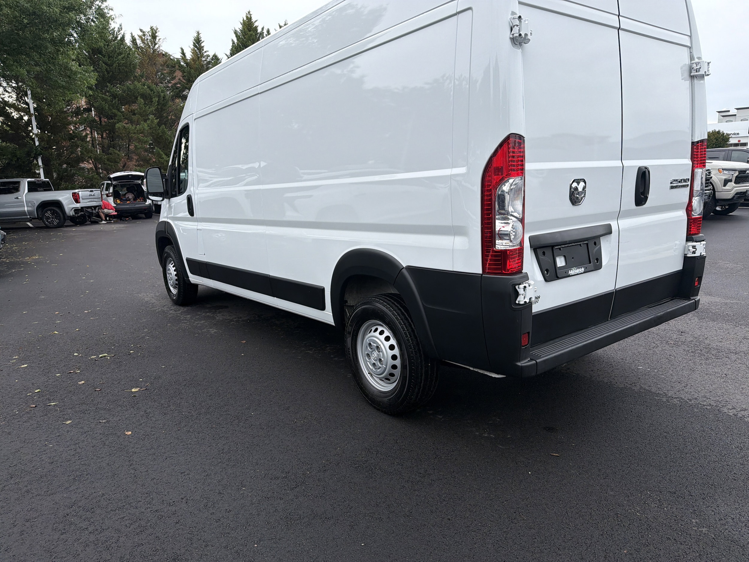 2025 Ram Promaster Cargo Van Tradesman photo 3