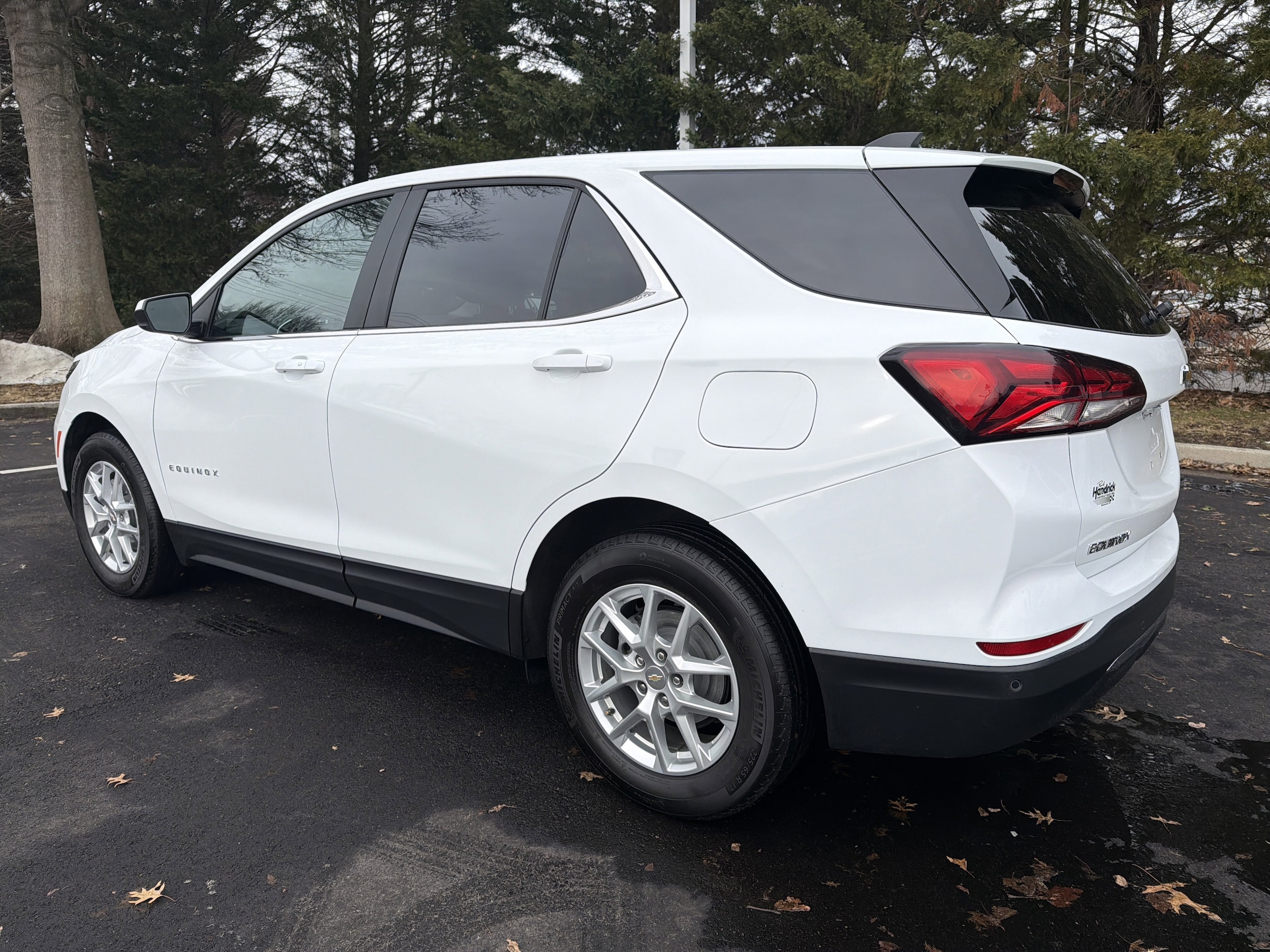 2024 Chevrolet Equinox LT photo 3