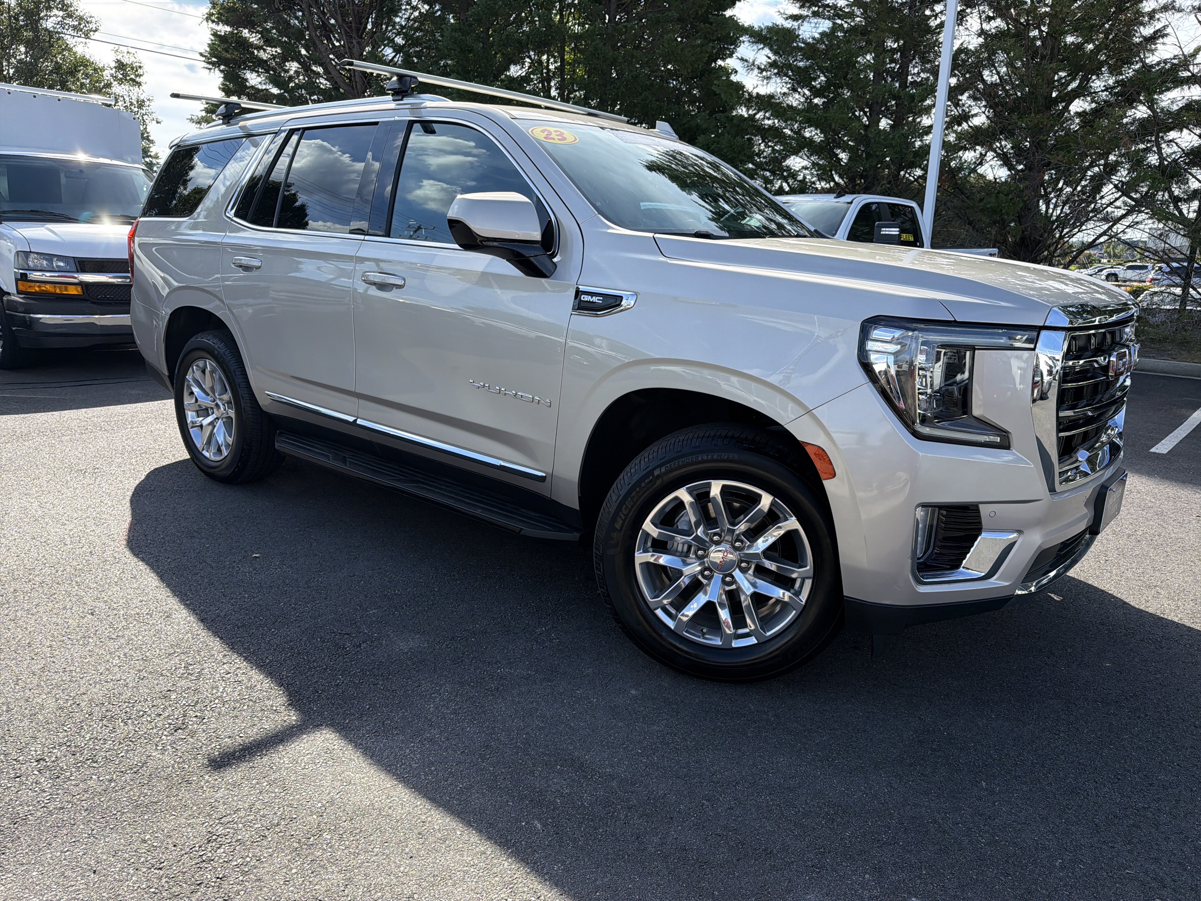 2023 GMC Yukon SLT SUV