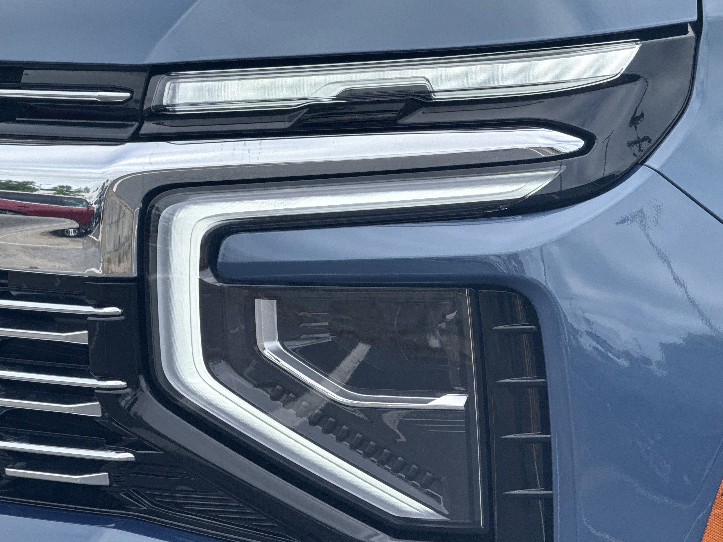 2025 Chevrolet Tahoe Premier photo 4