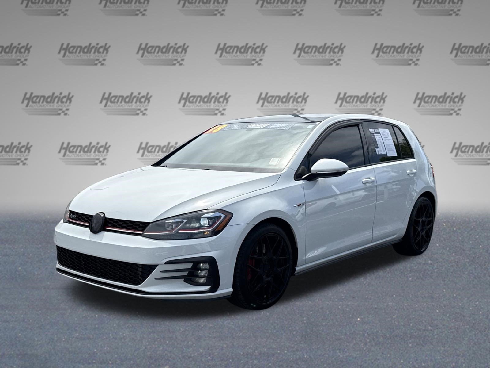 2018 Volkswagen Golf GTI SE photo 4