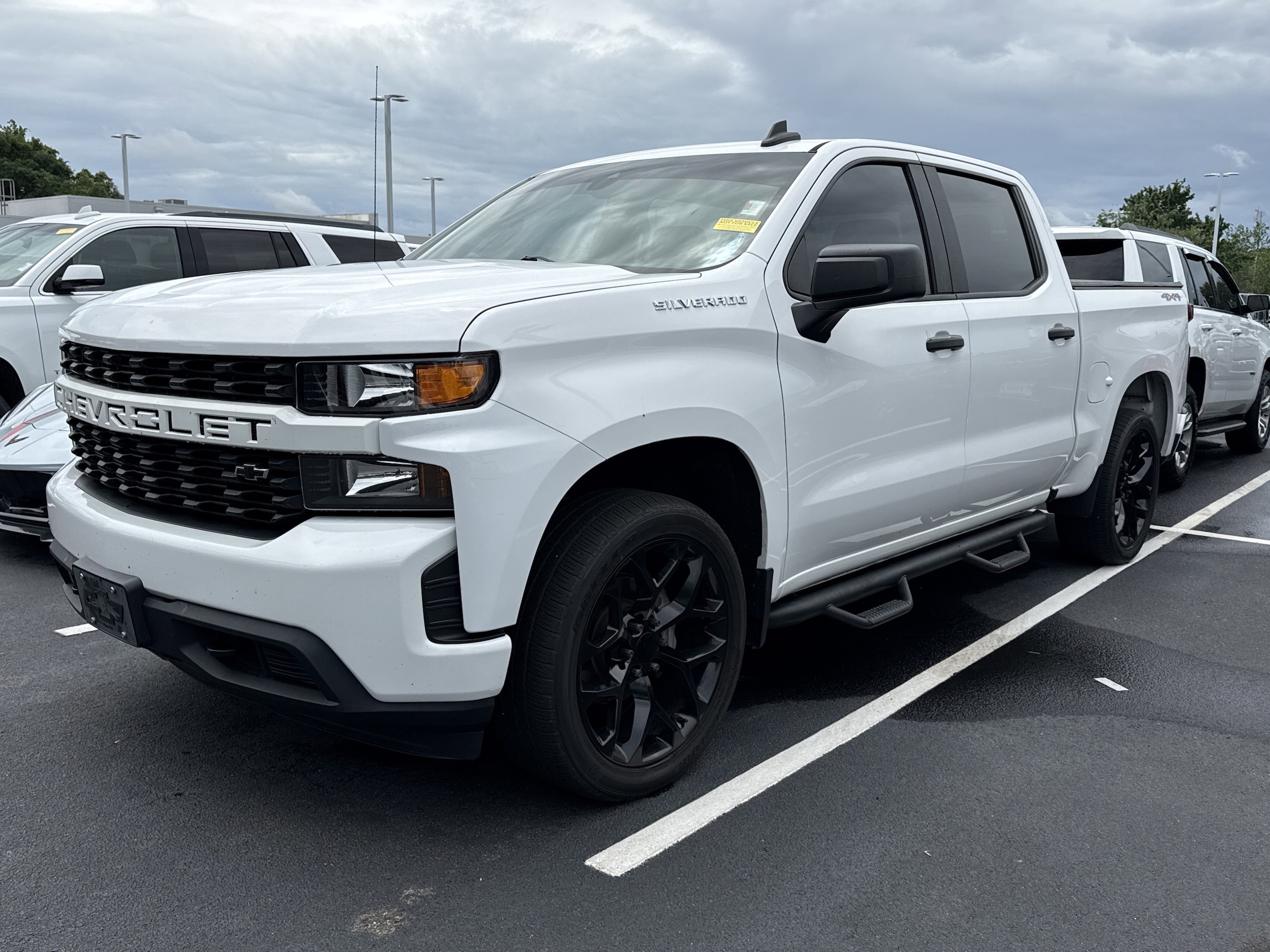2021 Chevrolet Silverado 1500 Custom photo 4