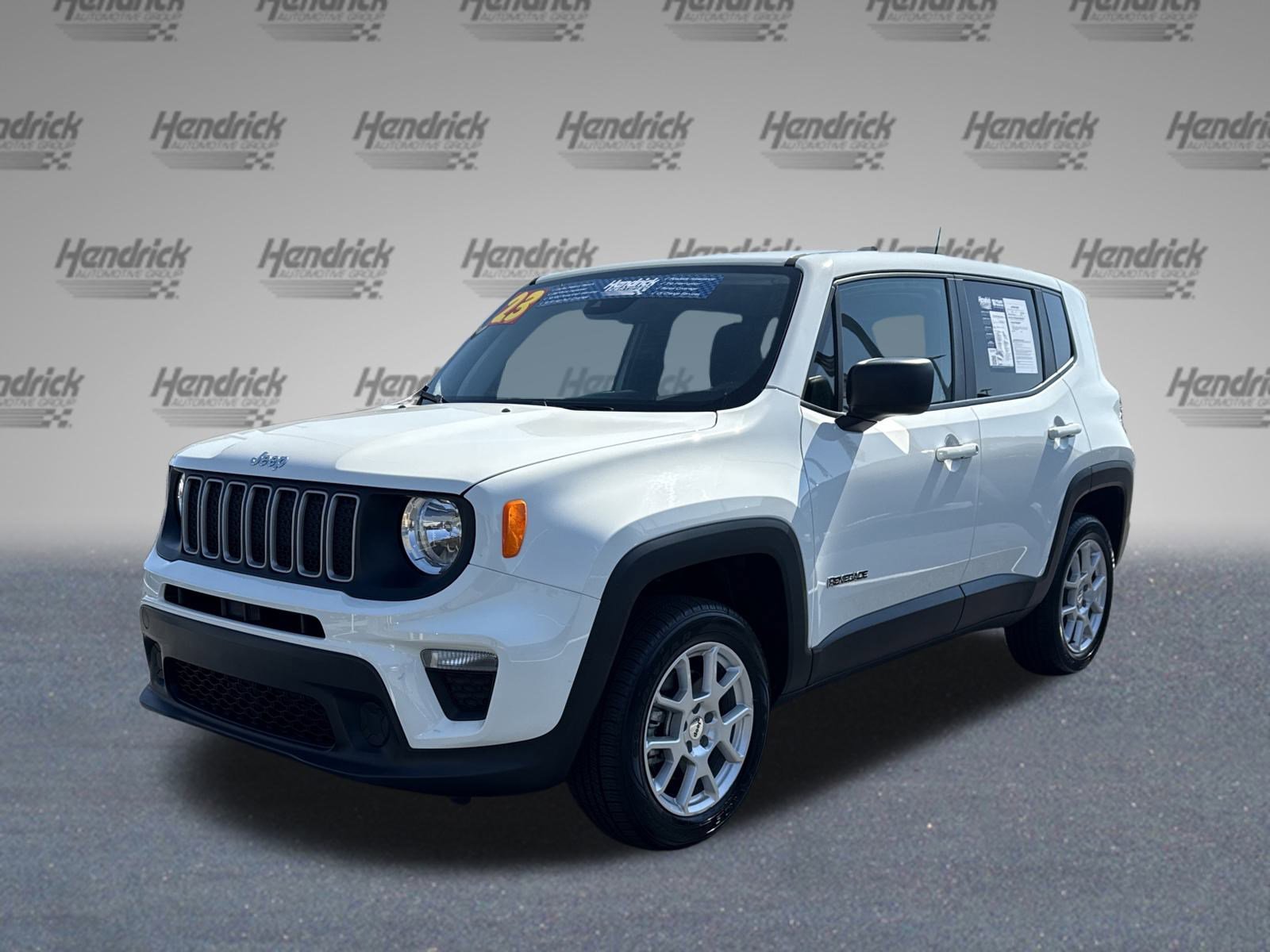 2023 Jeep Renegade Latitude Upland photo 3