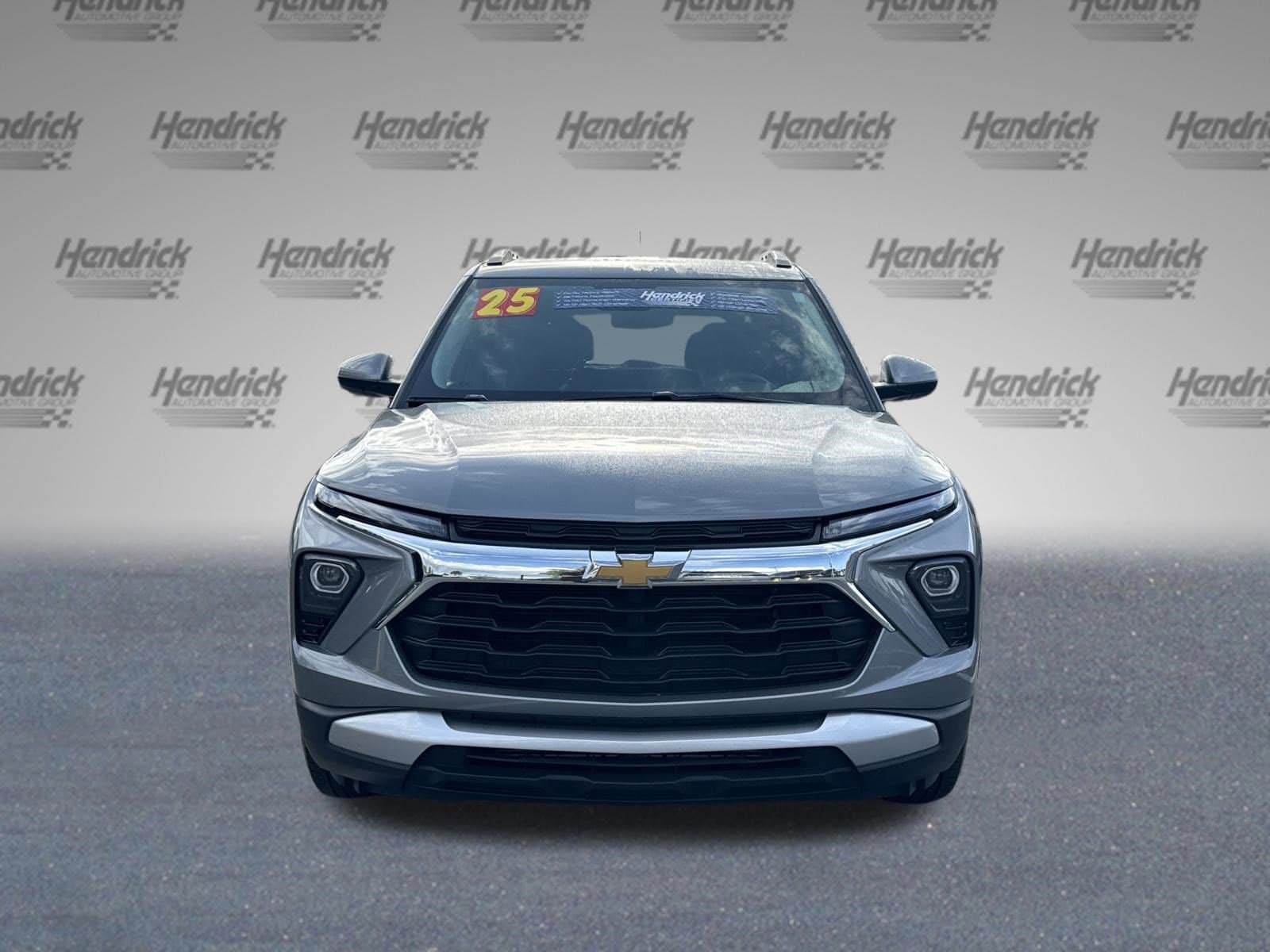 2025 Chevrolet Trailblazer LT photo 2
