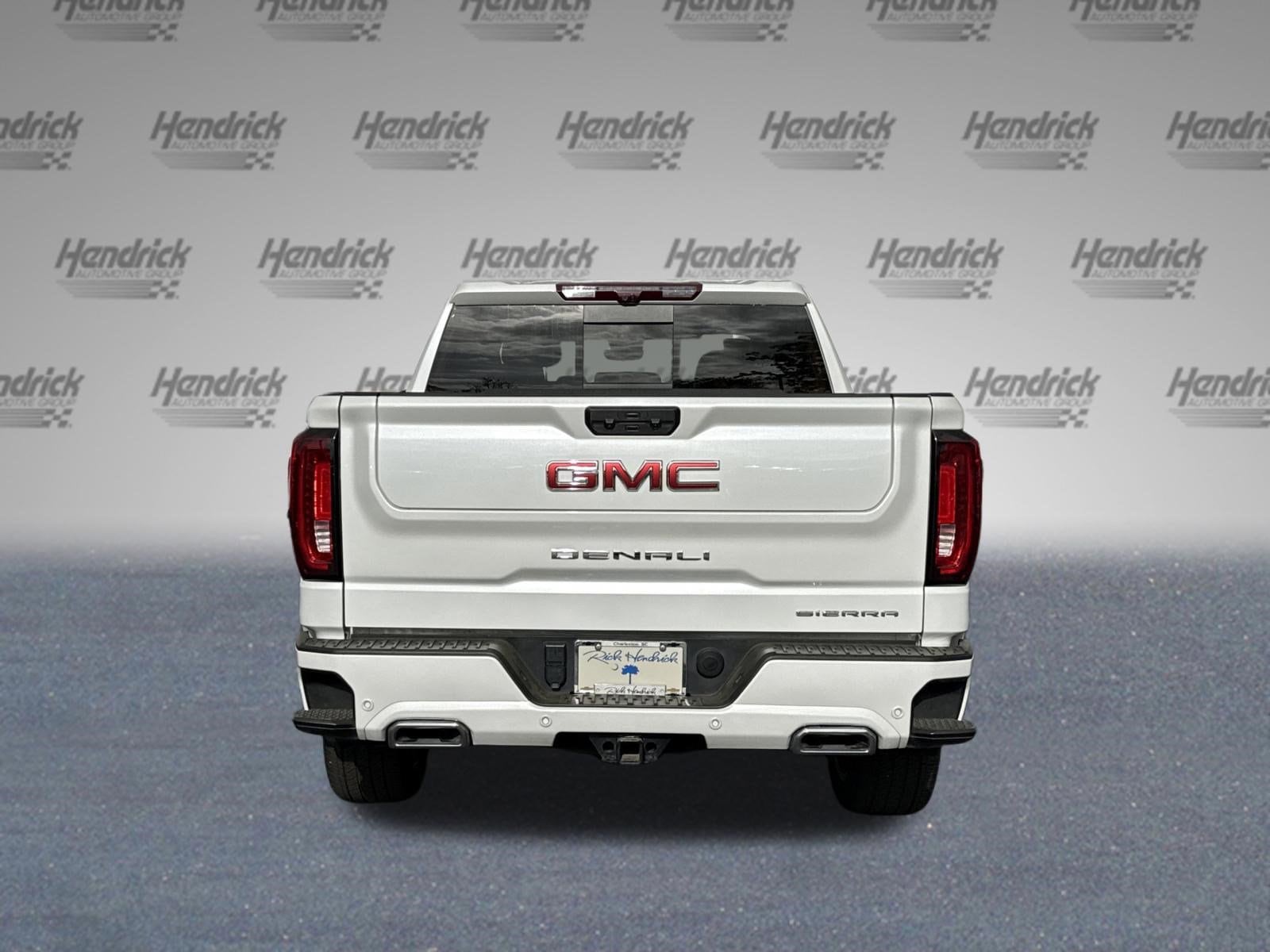 2024 GMC Sierra 1500 Denali photo 3
