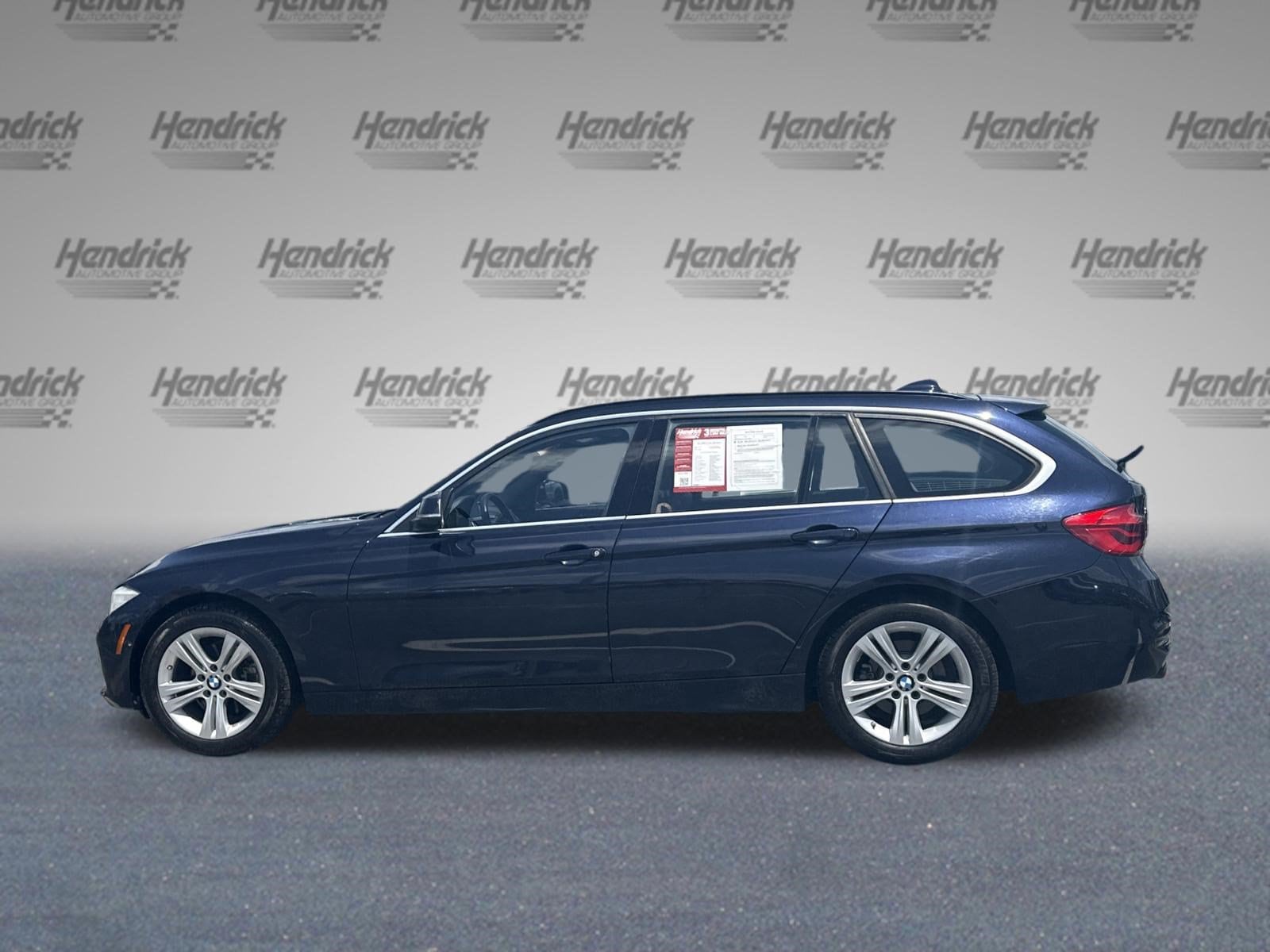 BMW 3 Series 330i XDrive