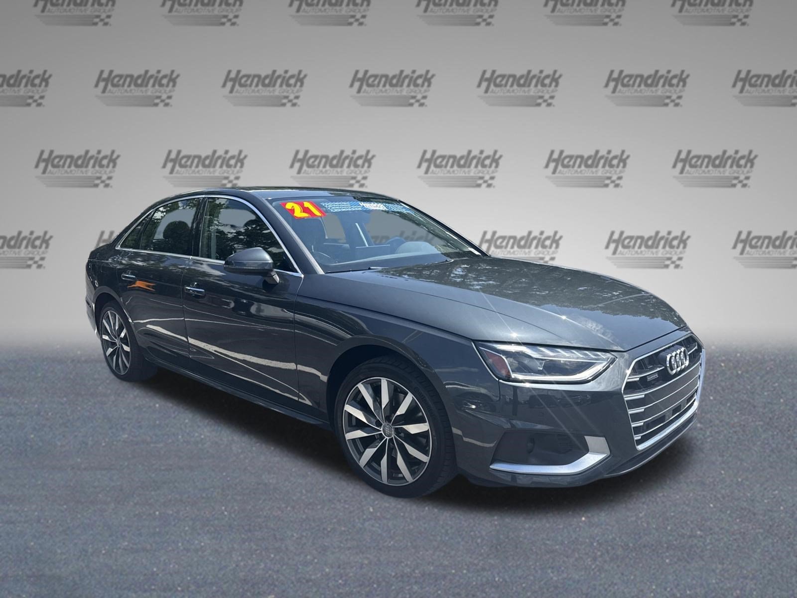 Audi A4 Sedan Premium Plus