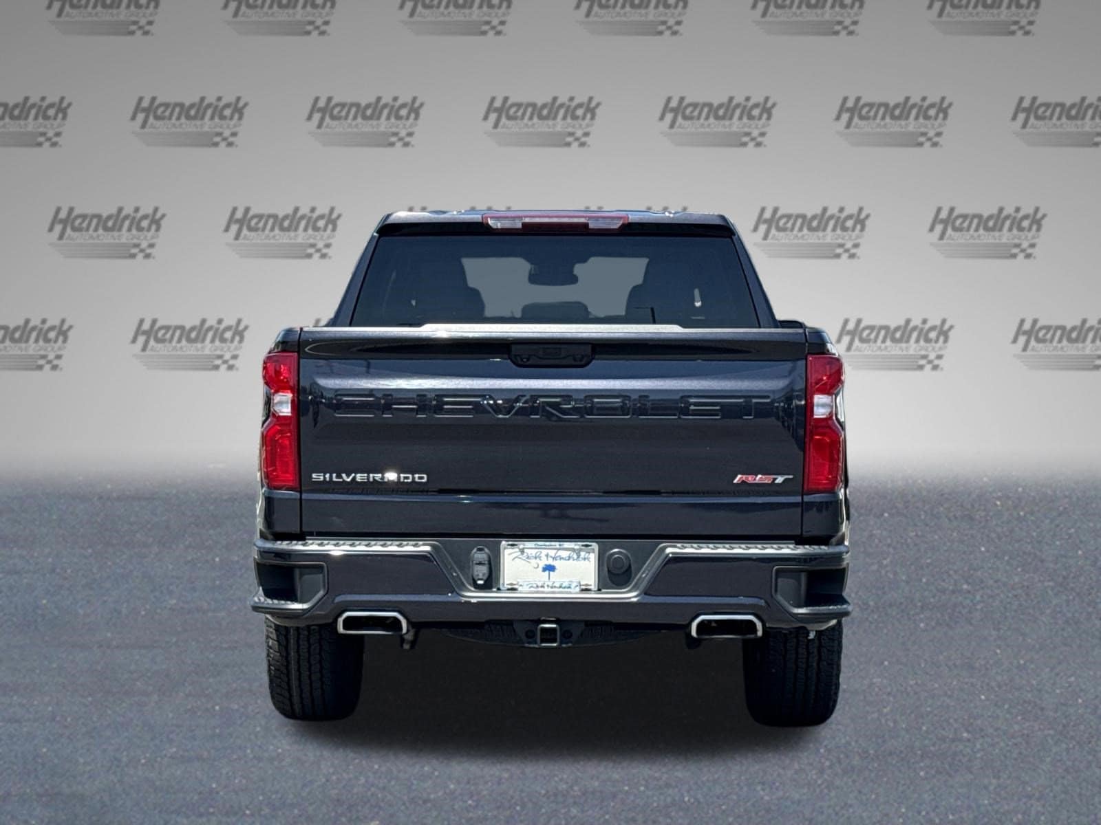 2023 Chevrolet Silverado 1500 RST photo 3