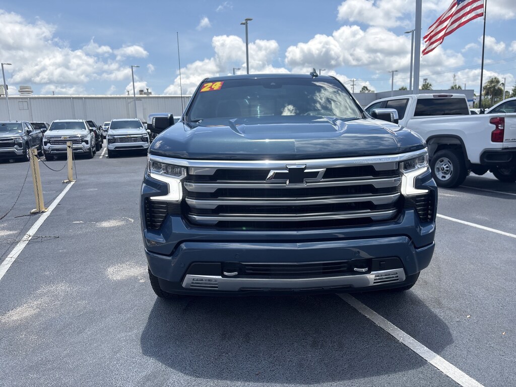 Used 2024 Chevrolet Silverado 1500 High Country Pickup