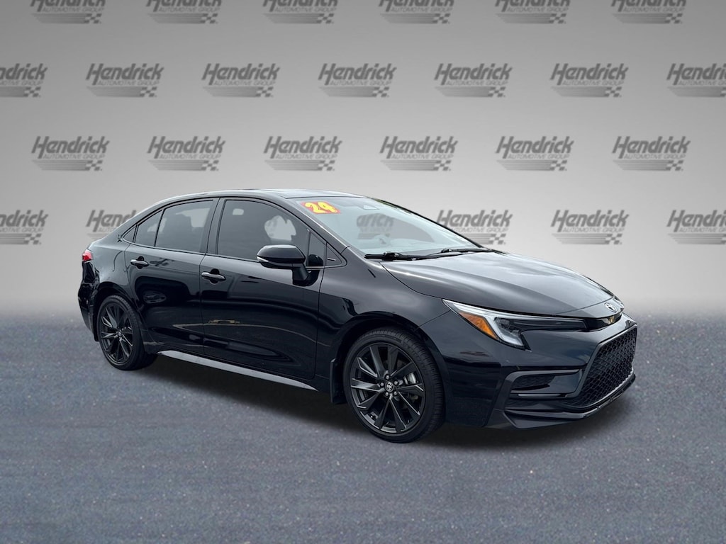 Used 2024 Toyota Corolla SE Sedan