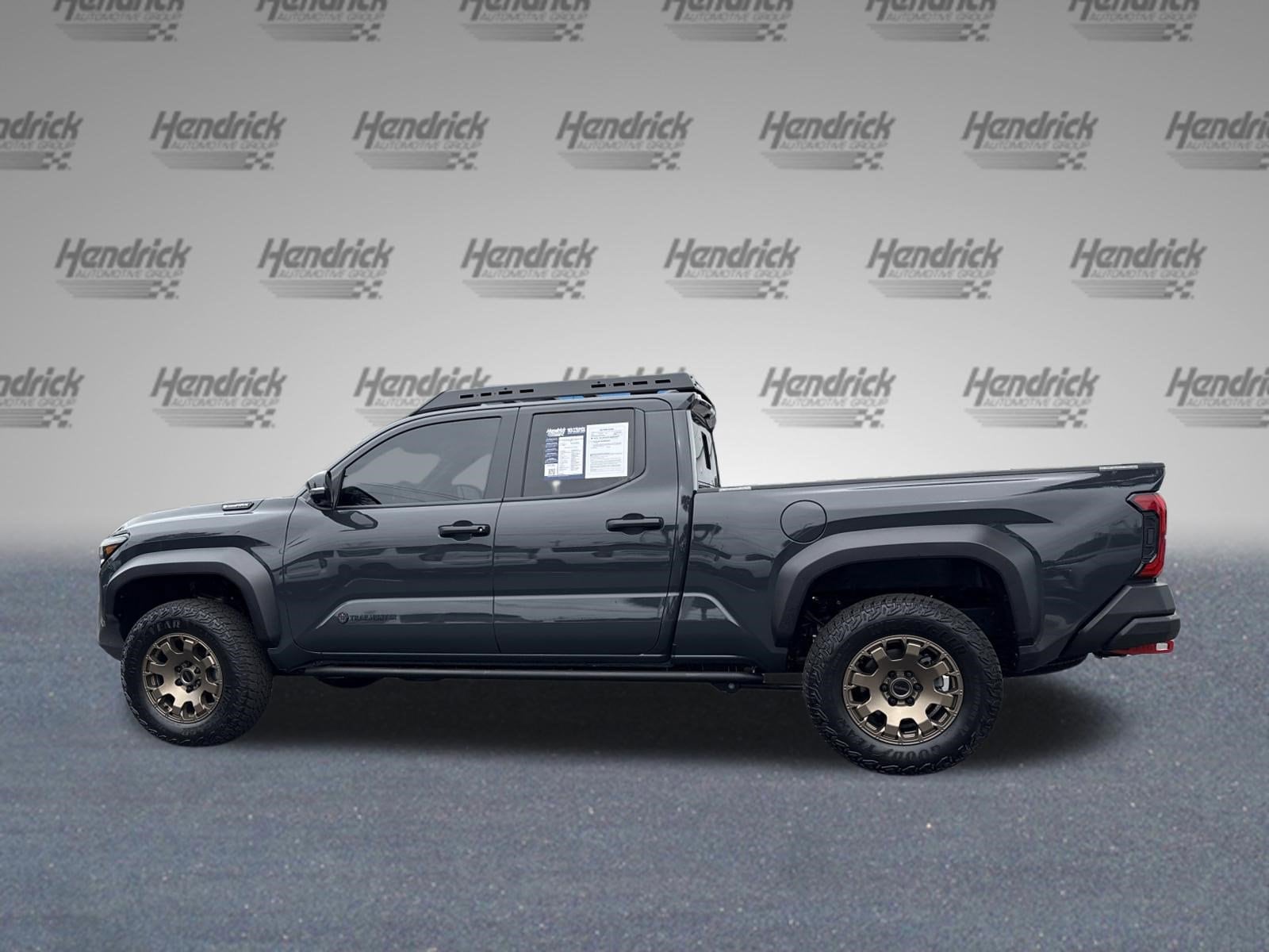 2025 Toyota Tacoma 4WD Trailhunter Hybrid photo 5