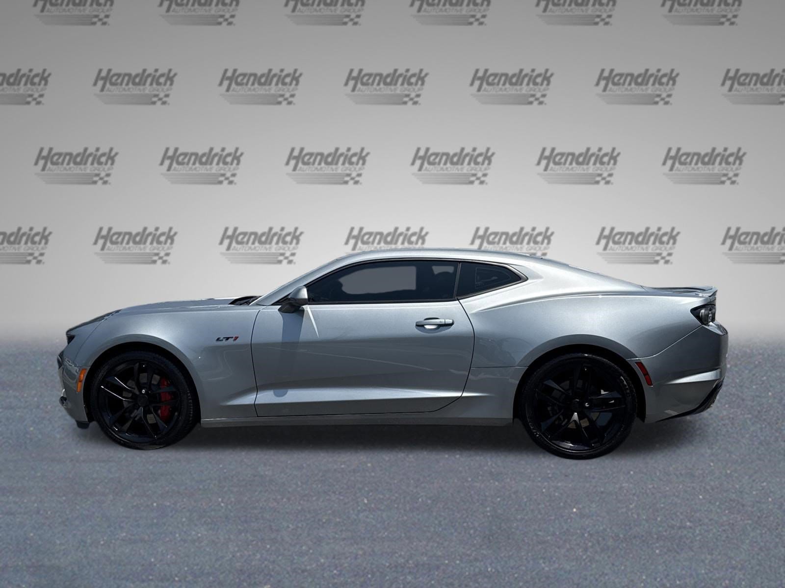 2024 Chevrolet Camaro LT1 photo 5