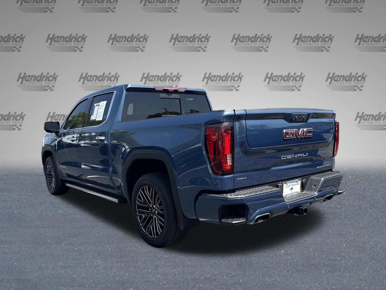2024 GMC Sierra 1500 Denali photo 6