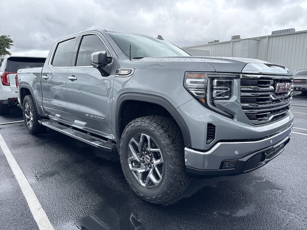 Used 2025 GMC Sierra 1500 SLT Pickup