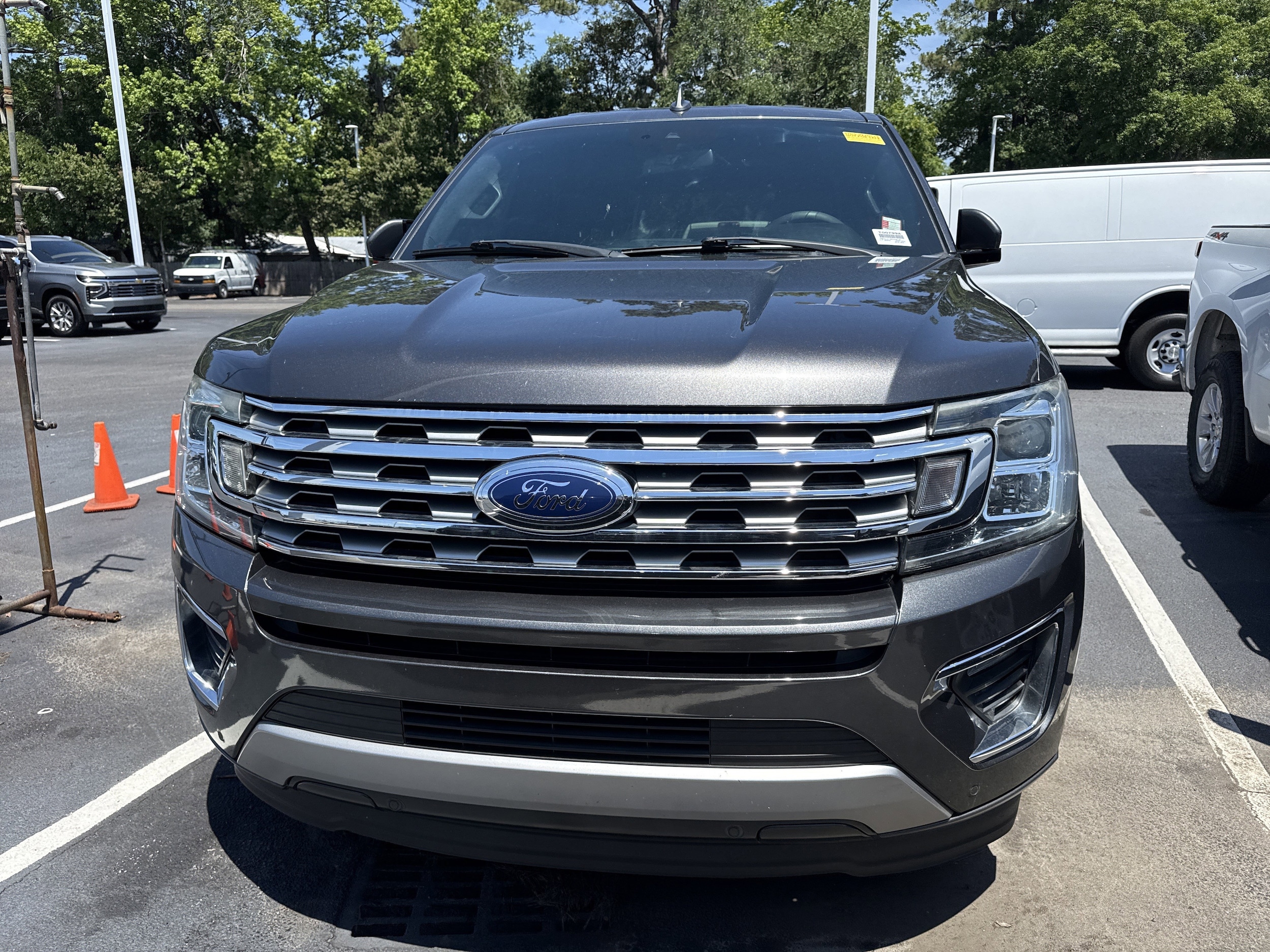 2019 Ford Expedition Limited photo 2