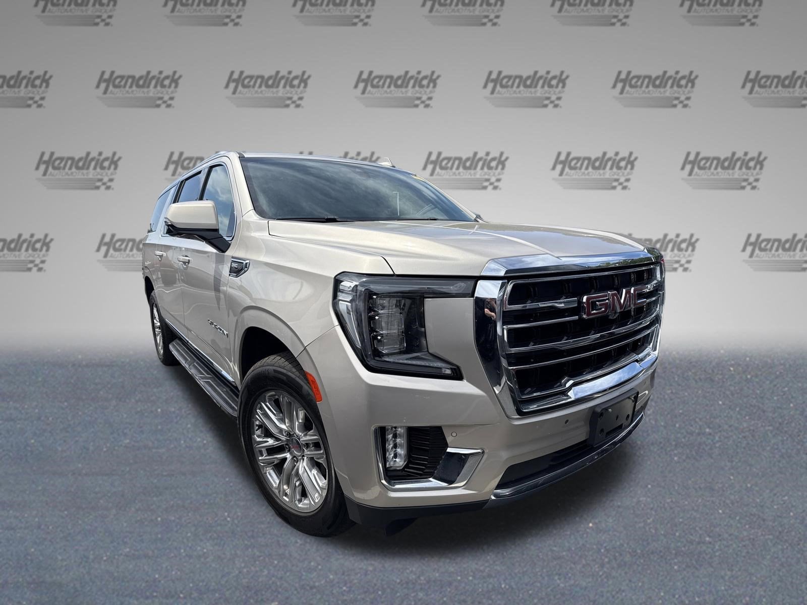 2021 GMC Yukon XL SLT photo 2