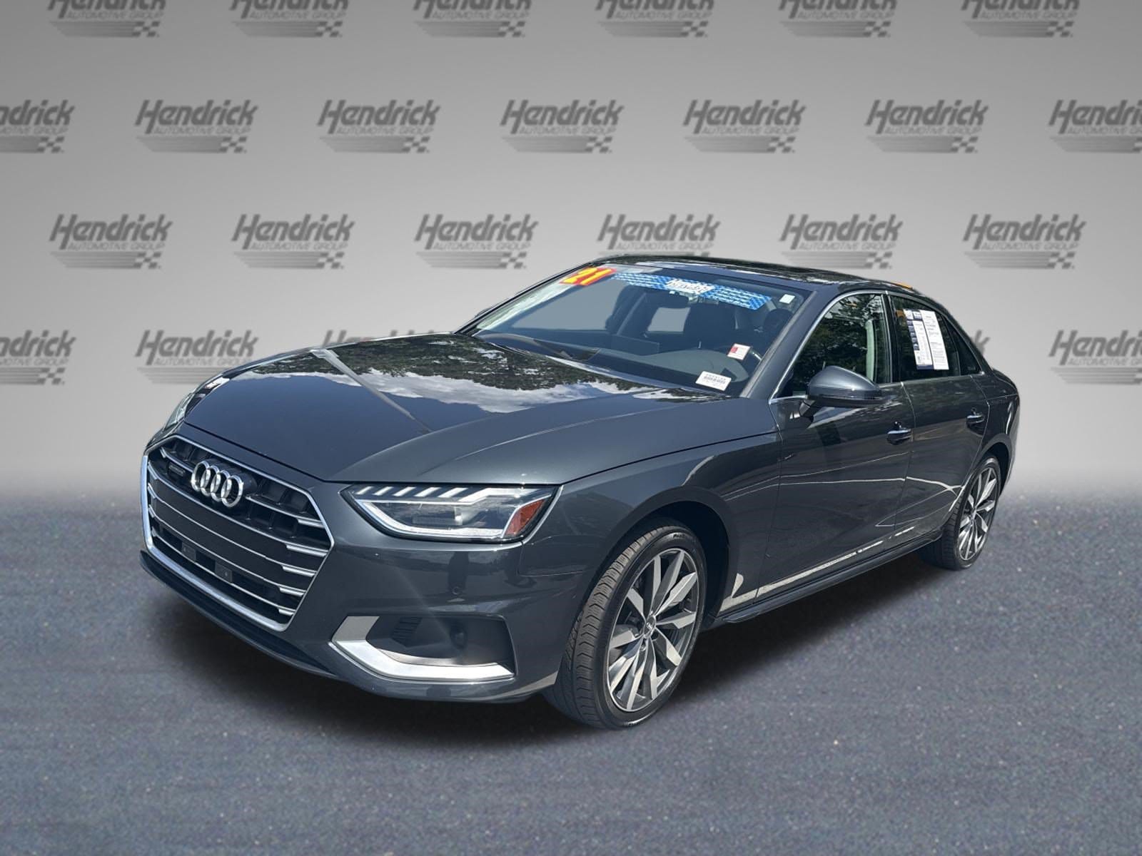 Audi A4 Sedan Premium Plus