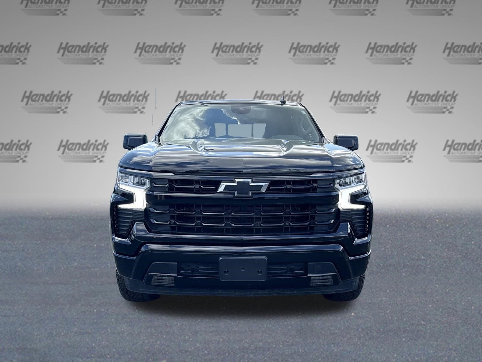 2023 Chevrolet Silverado 1500 RST photo 4