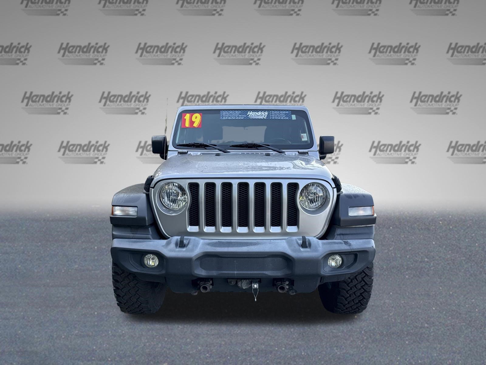 2019 Jeep Wrangler Sport S photo 2